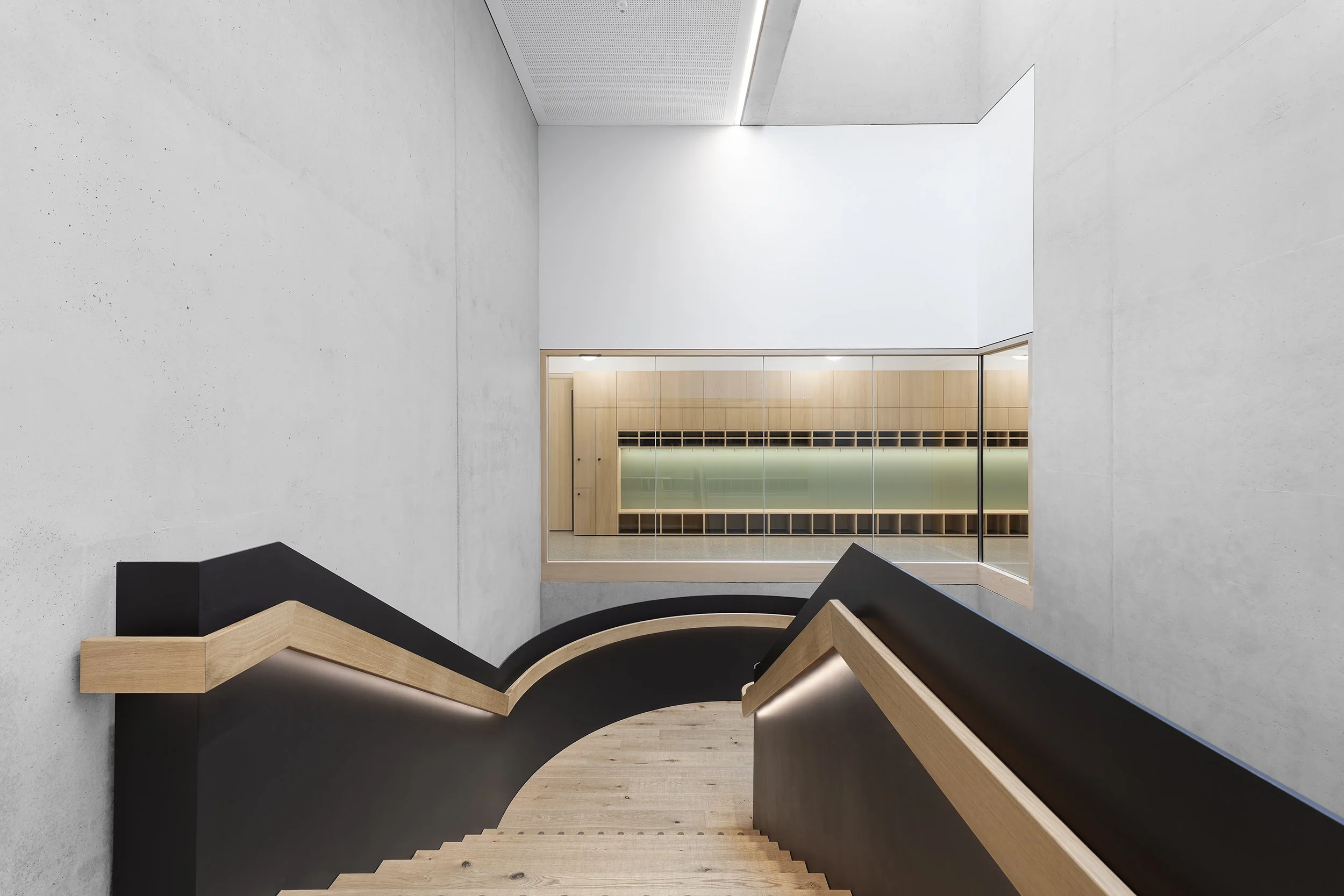 Architekturfoto-Zentrum-St. Vincenz-Treppenhaus-Nina-Baisch.jpg