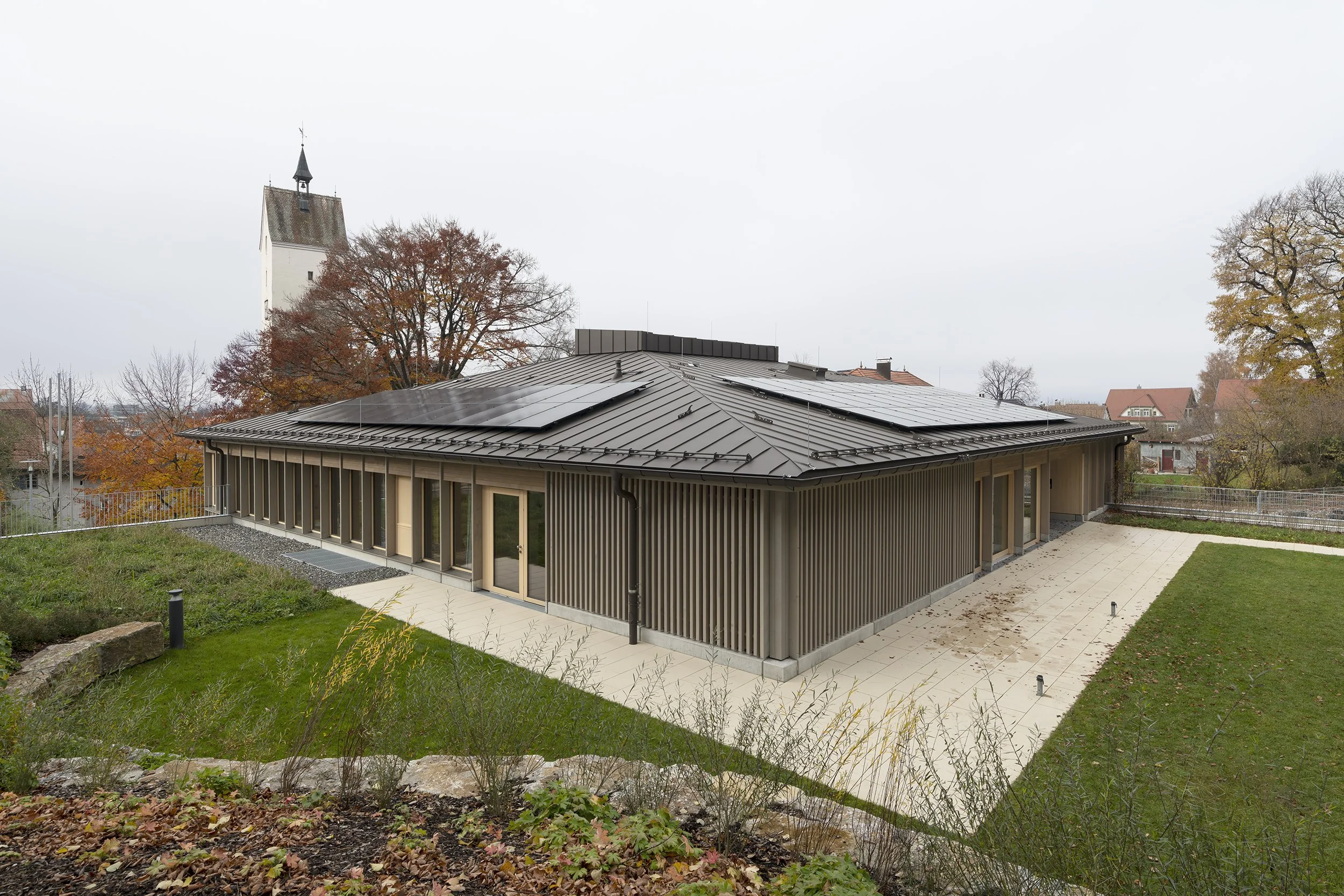 Architekturfoto-Zentrum-St. Vincenz-Lage-Nina-Baisch.jpg