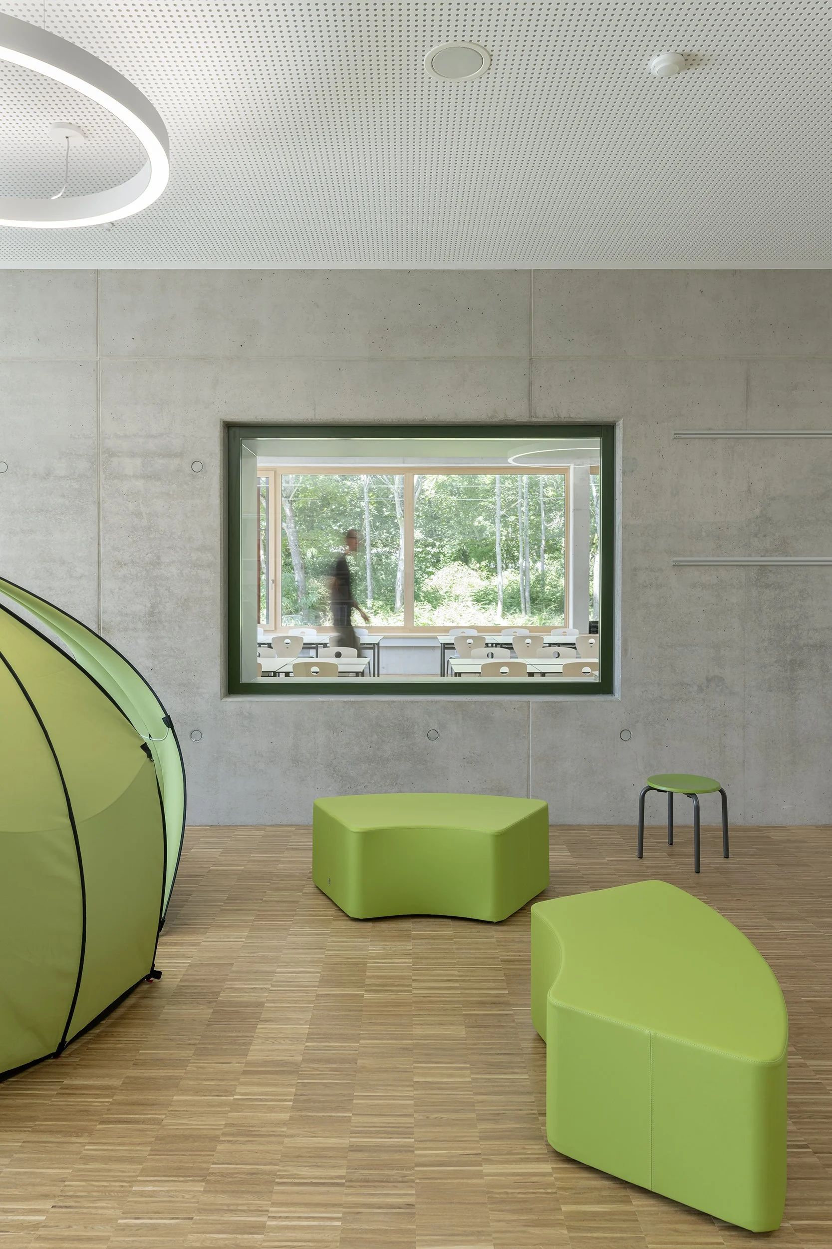 Architekturfoto-Schulcampus-Blumberg-Cluster-Nina-Baisch.jpg