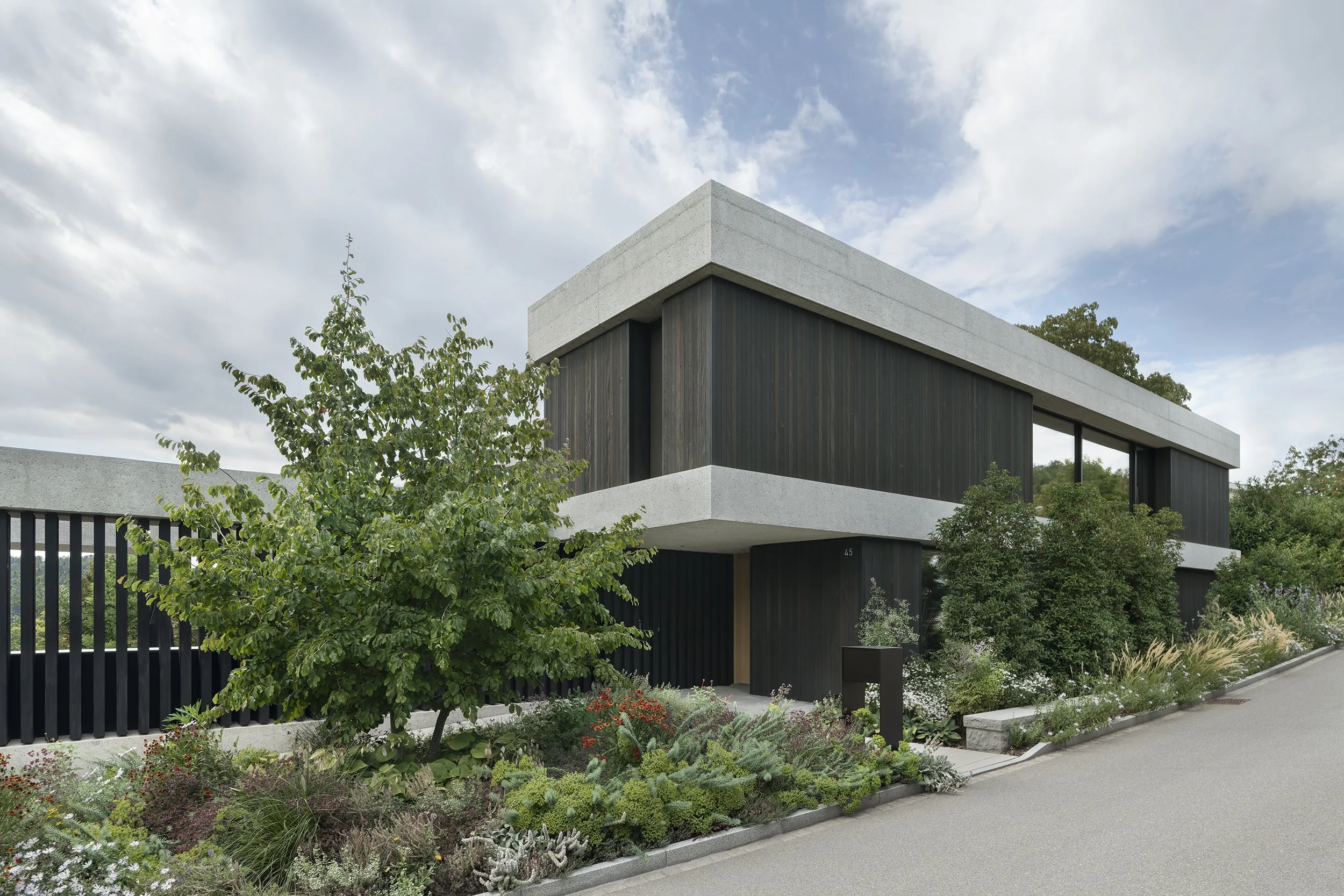 Architekturfoto-Haus A-St. Gallen-Fassade-Nina-Baisch.jpg