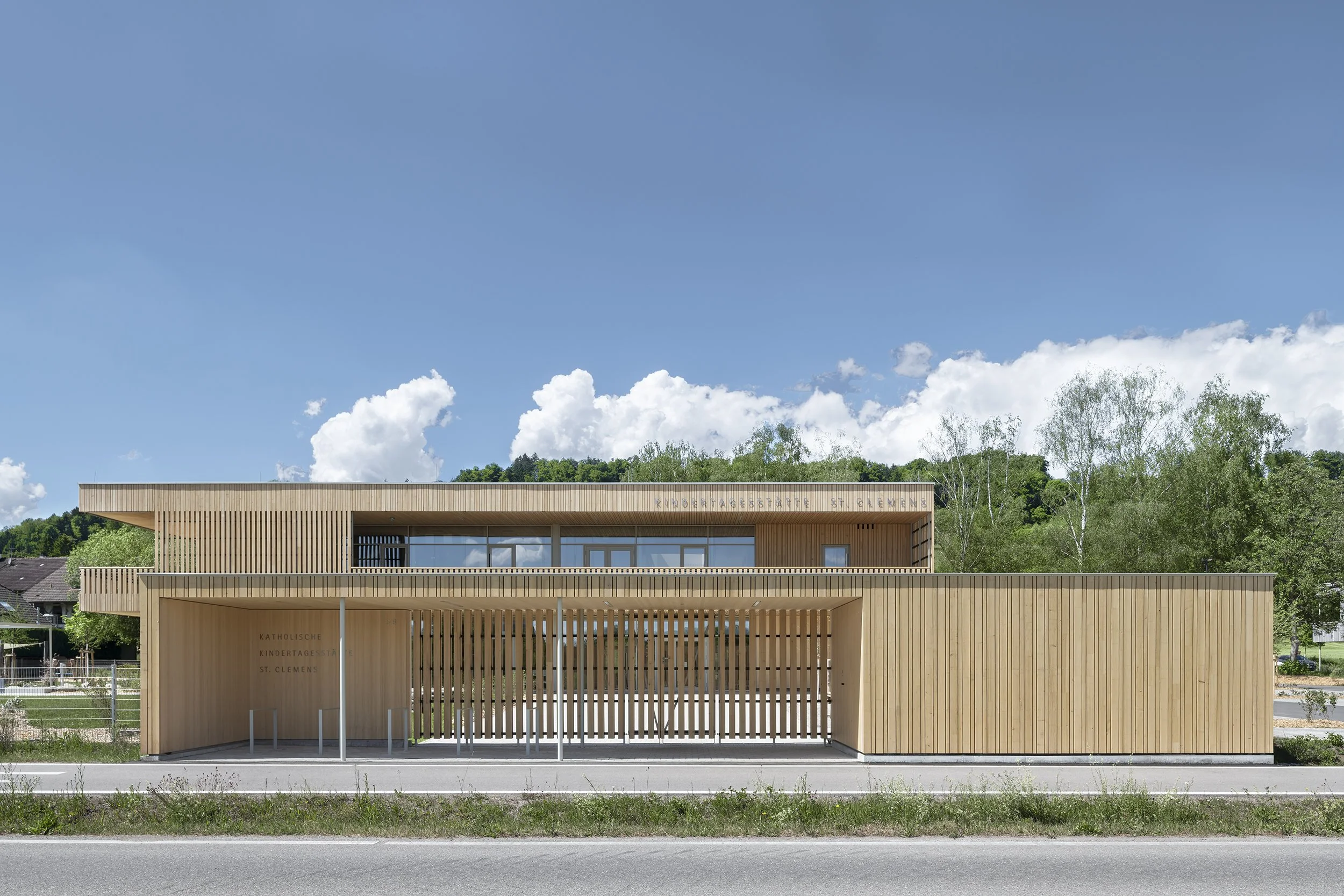 Architekturfoto-Kita-Dogern-Strasse-Nina-Baisch.jpg
