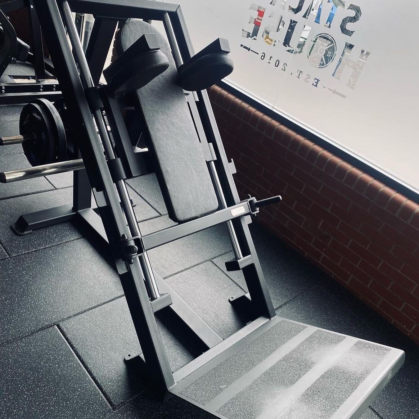 HAVE YOU TRIED OUR WATSON RANGE AT STACK HOUSE GYM WESTCLIFF?
-
Chest Supported T-Bar Row
Leverage Squat
Hack Squat
Seated Cable Row
-
Train Like An Athlete
-
Stack House Gym @stackhousegym_westcliff @watsongymequipment