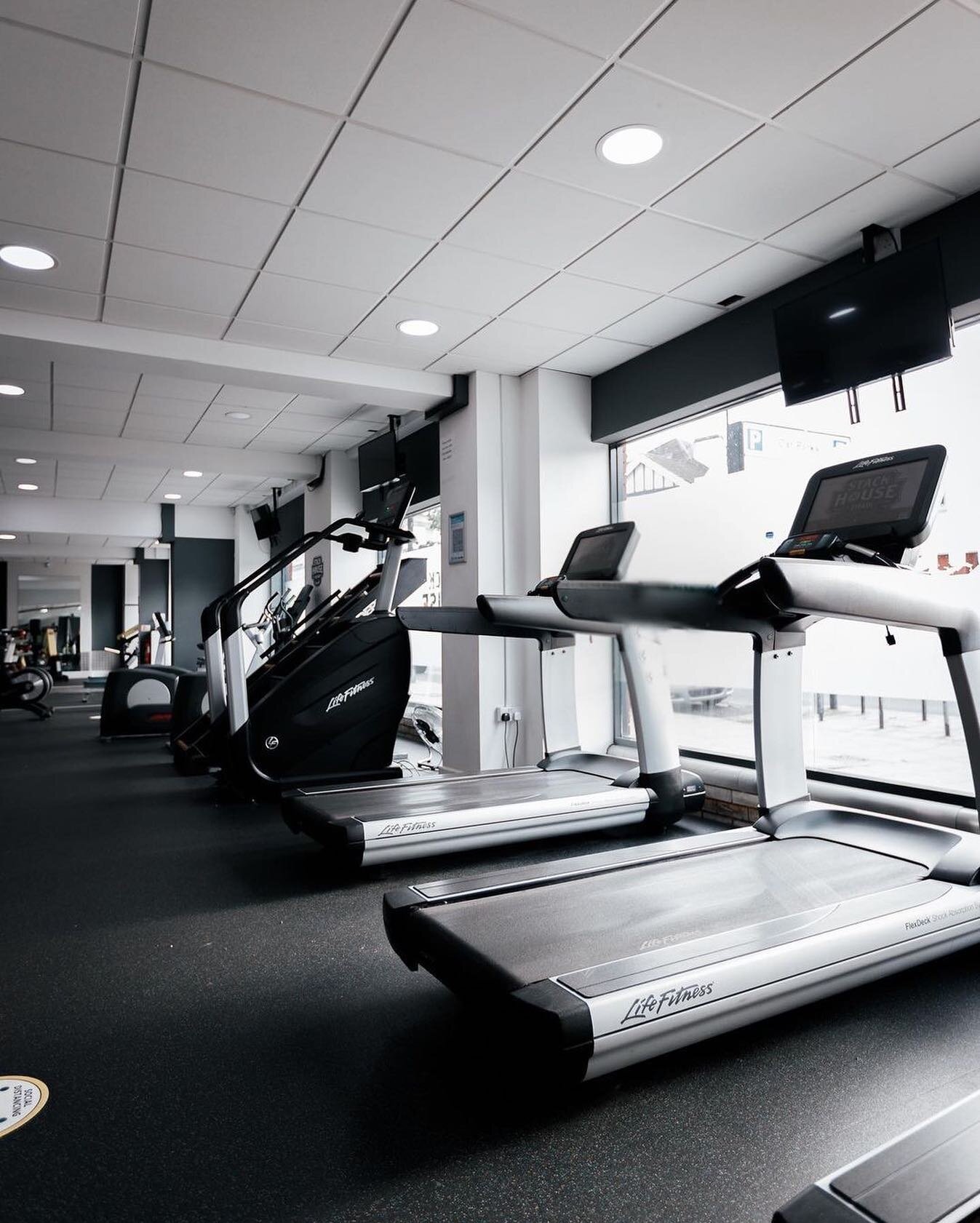 CARDIO EQUIPMENT AT STACK HOUSE GYM 

We have everything you need for a good cardio workout, whether it&rsquo;s low intensity steady state, high intensity interval training or short workouts, our selection includes:

TREADMILLS
ELLIPTICAL / CROSS TRA