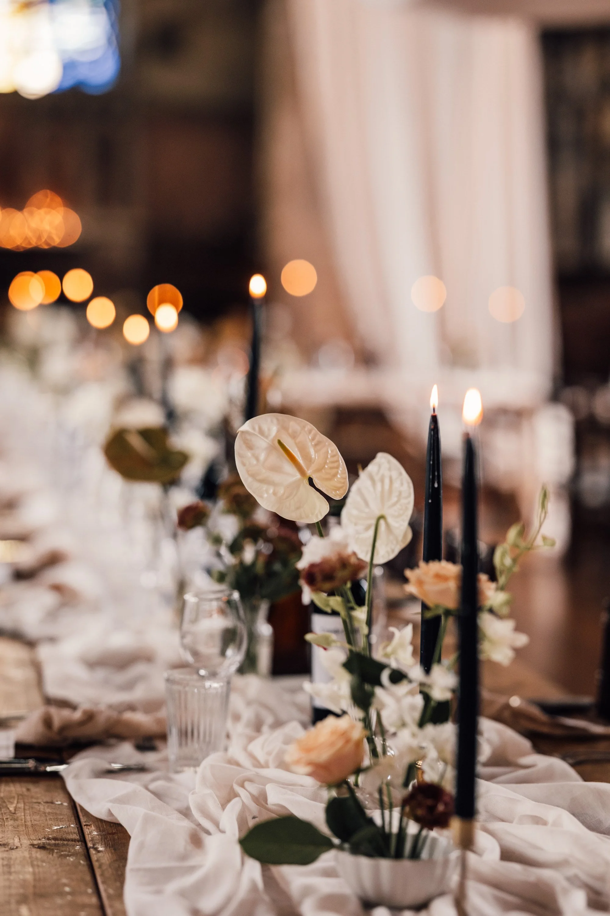 Black and white wedding table styling
