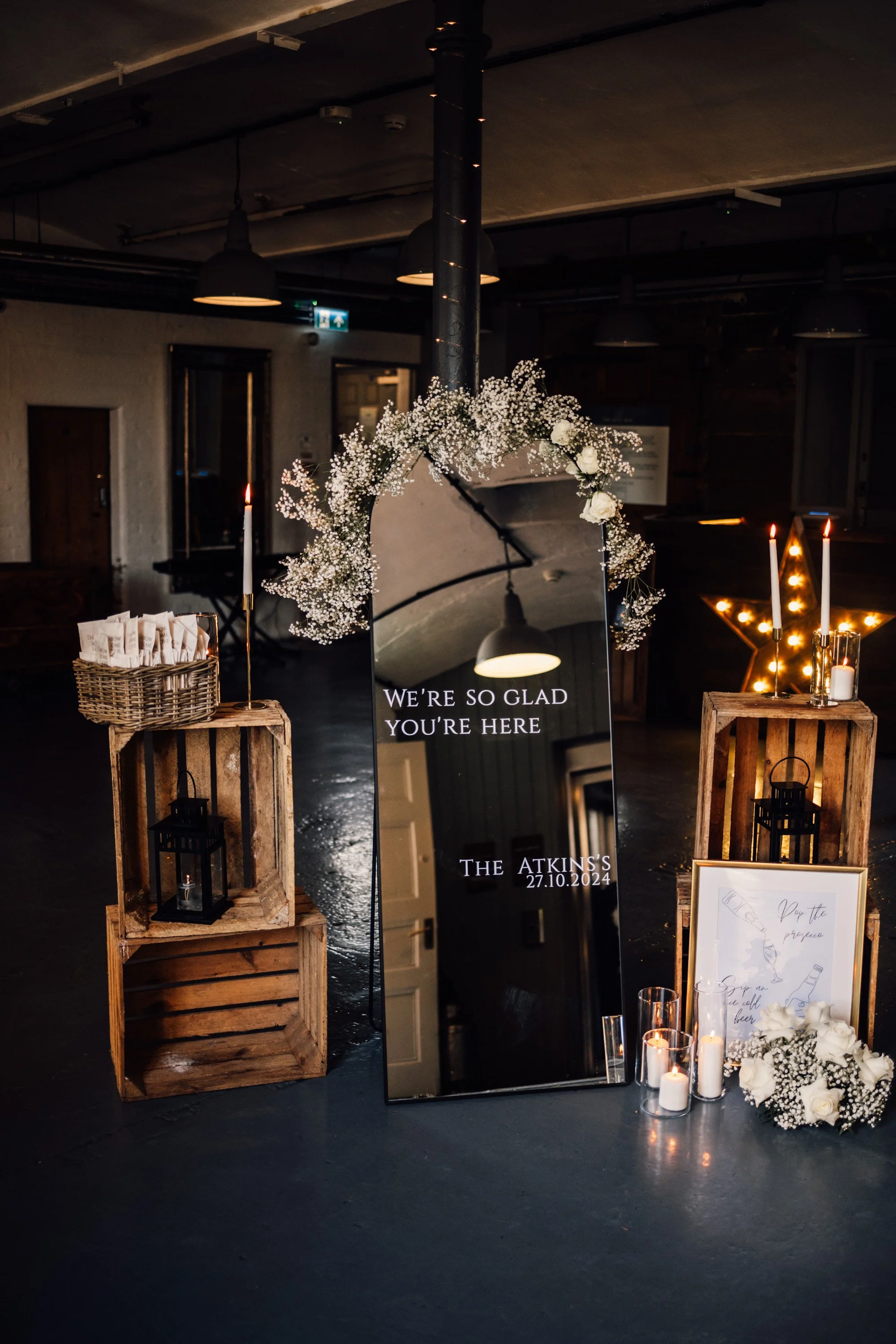 Timeless wedding styling with white flowers and dried petal confetti