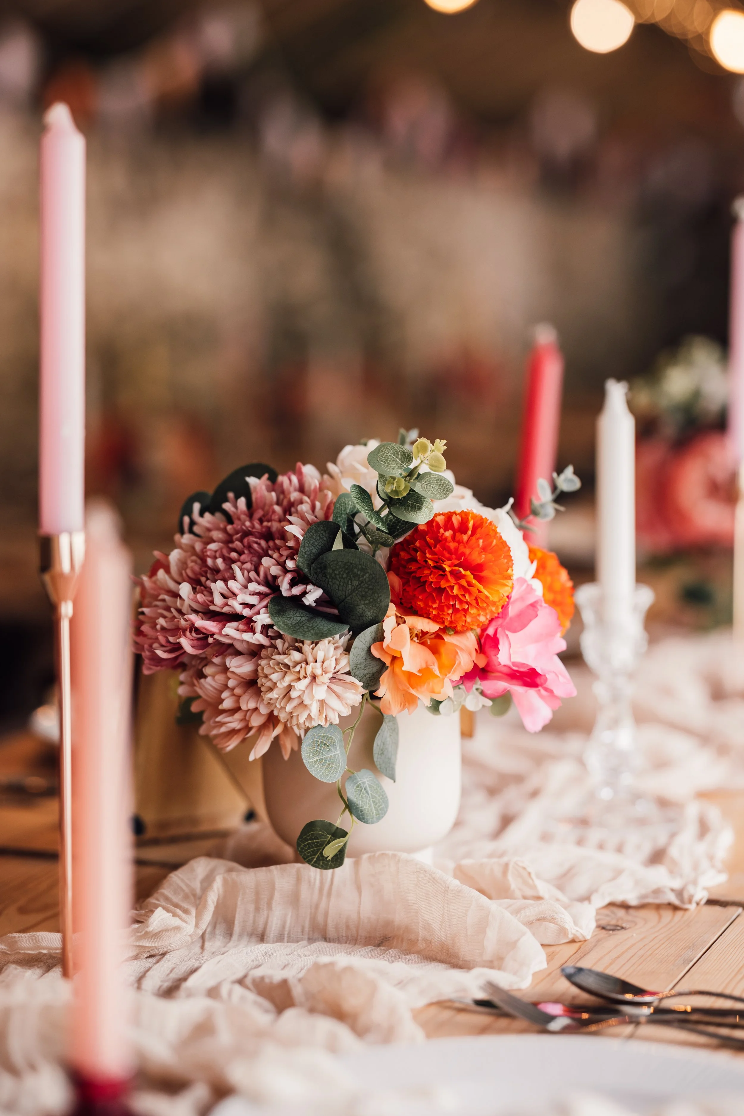 wedding breakfast decor at Pengenna Manor