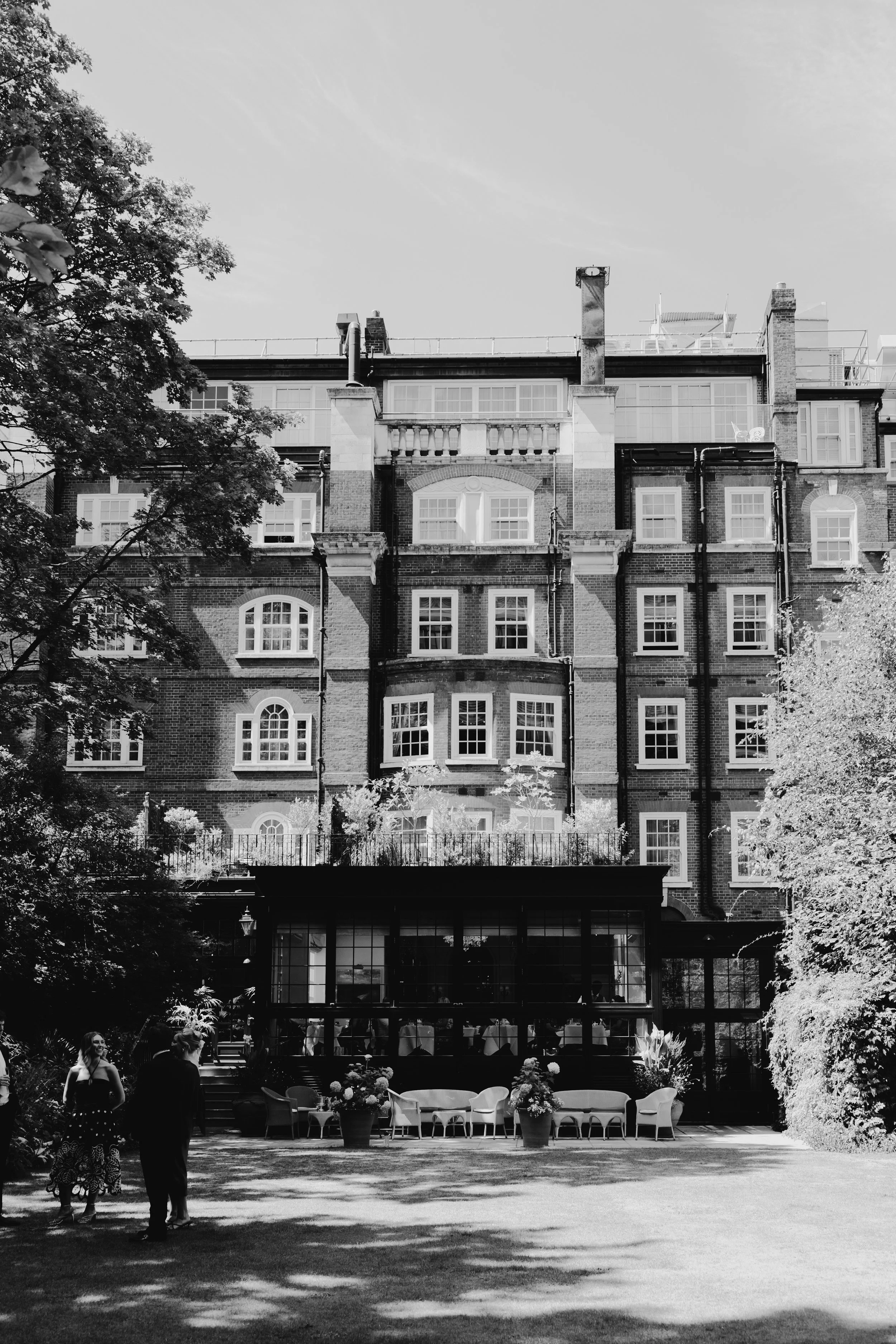 London wedding photographer at the goring hotel