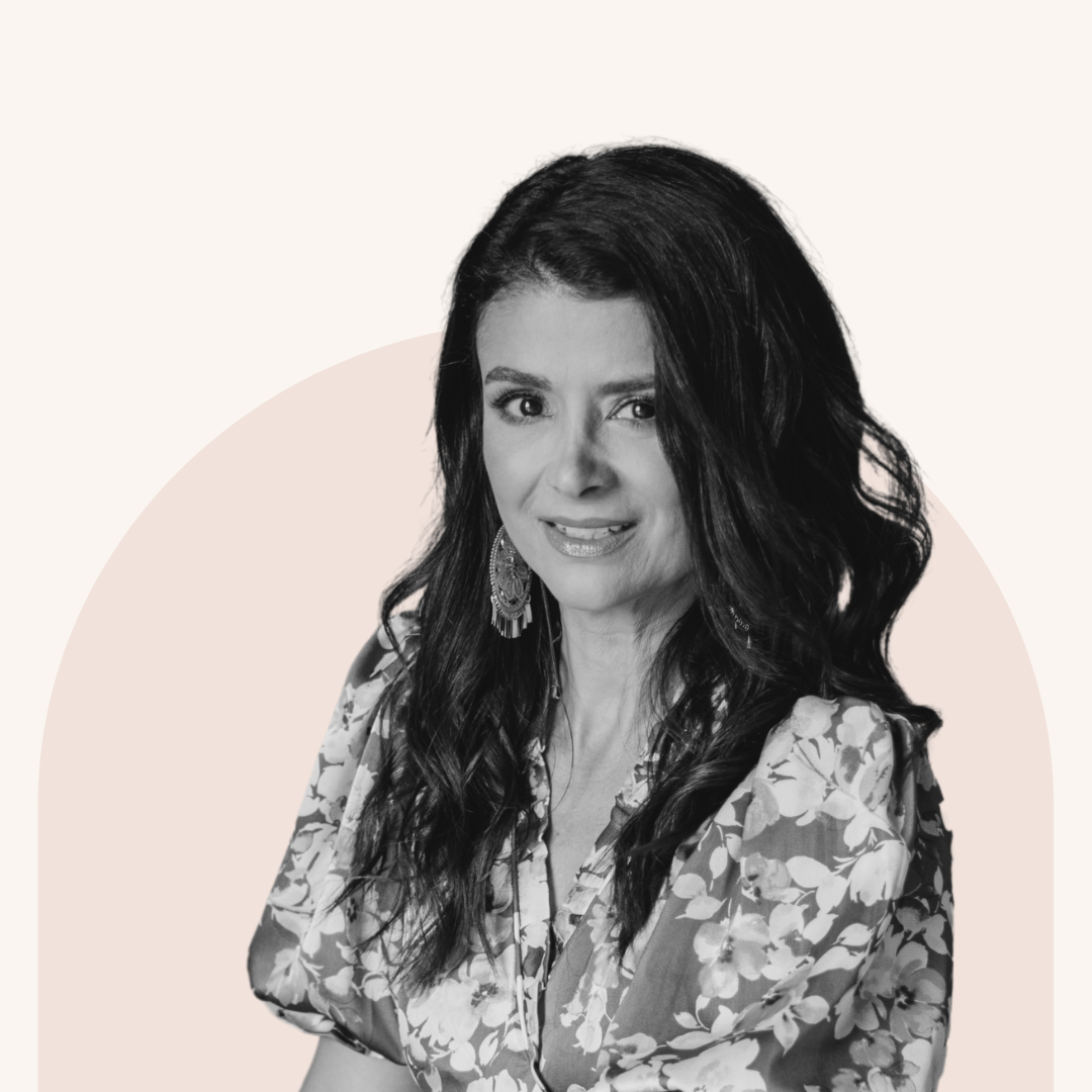 Ana Flores | Author, Cultural Strategist & Entrepreneur