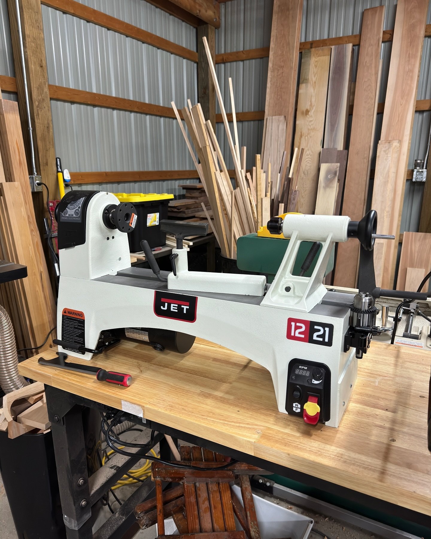 It&rsquo;s #NewToolTuesday welcome to our latest addition to our Life On Reed woodshop! This lightly used @jet.woodworking 1221 VS benchtop mid size lathe will transform our projects and expands our kitchen goods lineup. Huge thanks to amazing FB mar