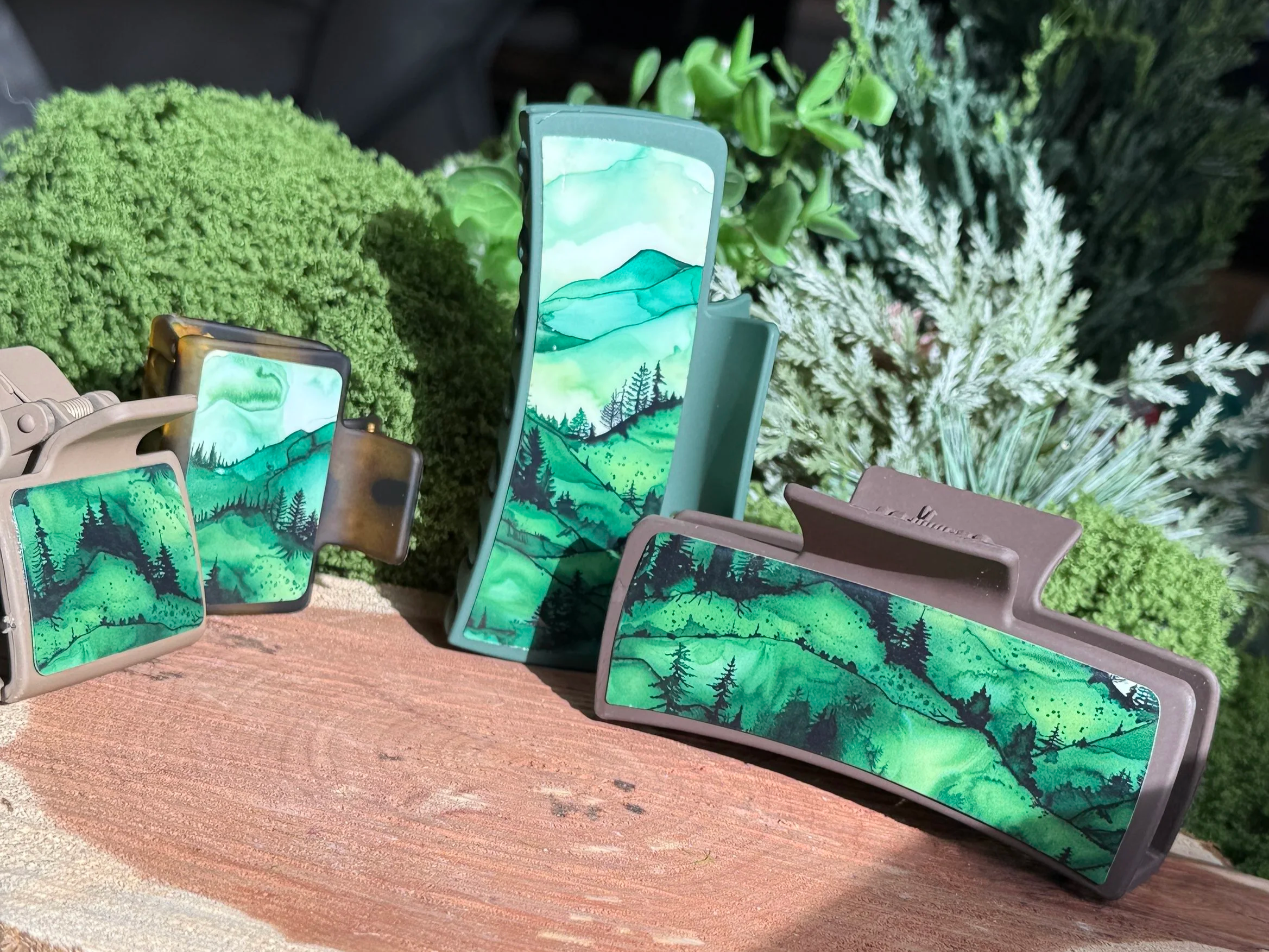 Two inch and 4 inch Acrylic Mountain Hair Clips in Horizontal or Vertical styles