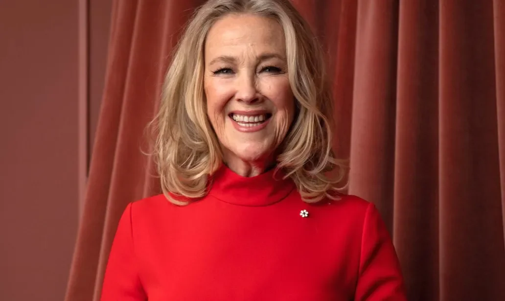 Catherine O'Hara, Emmy-Winning 'Schitt's Creek' and 'Home Alone' Star, Dies at 71