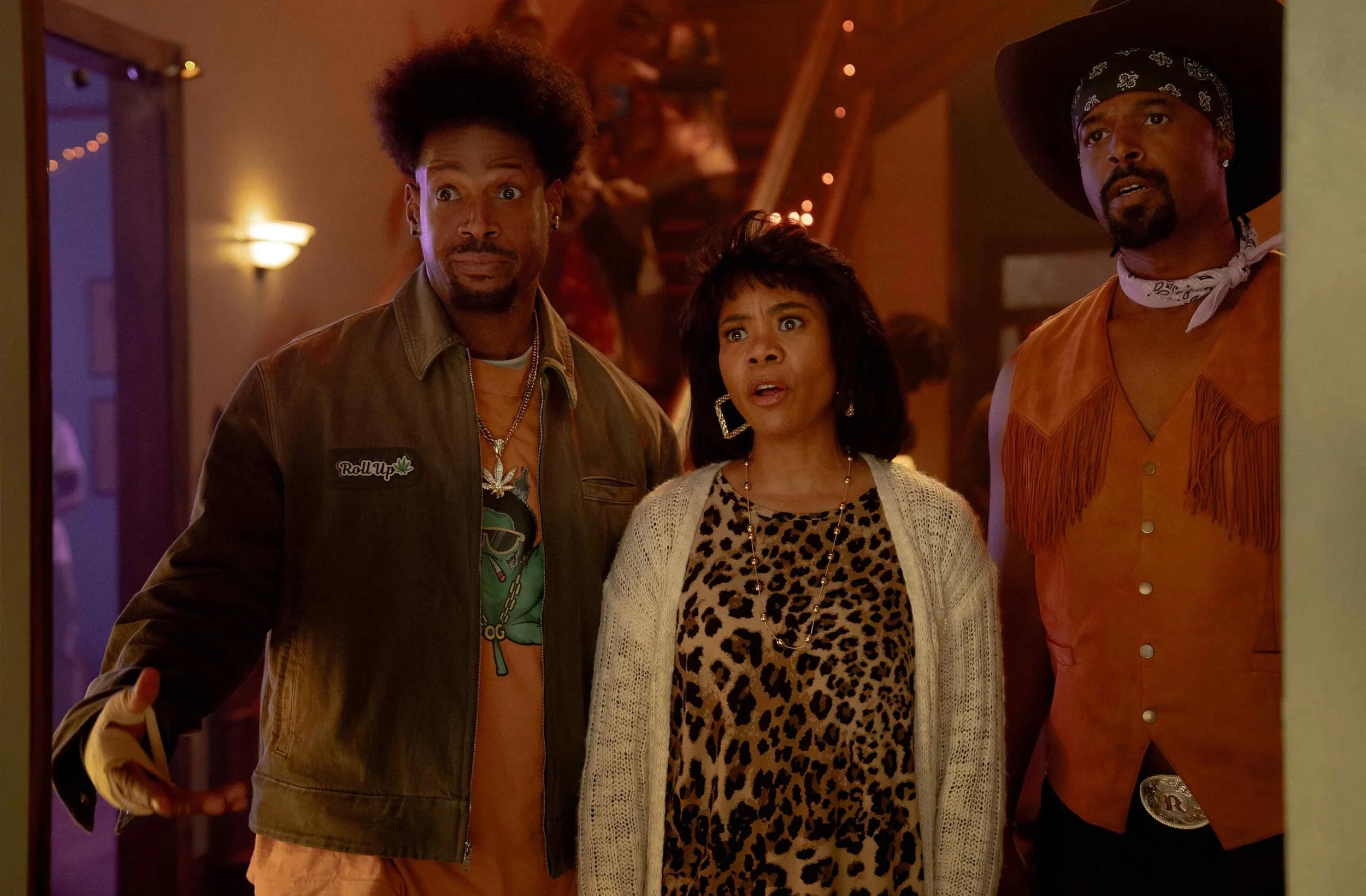 Scary Movie 6' Trailer With Marlon Wayans, Shawn Wayans, Regina Hall And Anna Faris Spoofs 'Weapons,' Sinners' And More