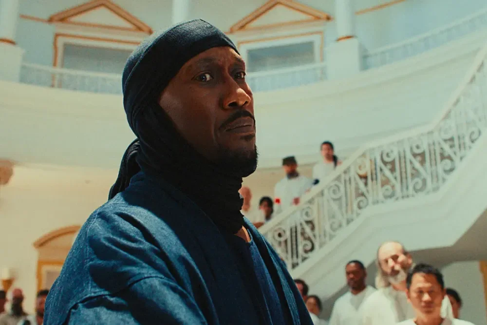 Your Mother Your Mother Your Mother" Review: Mahershala Ali Finally Gets a Lead Worthy of Him, and a Newcomer Walks Off With the Film's Heart