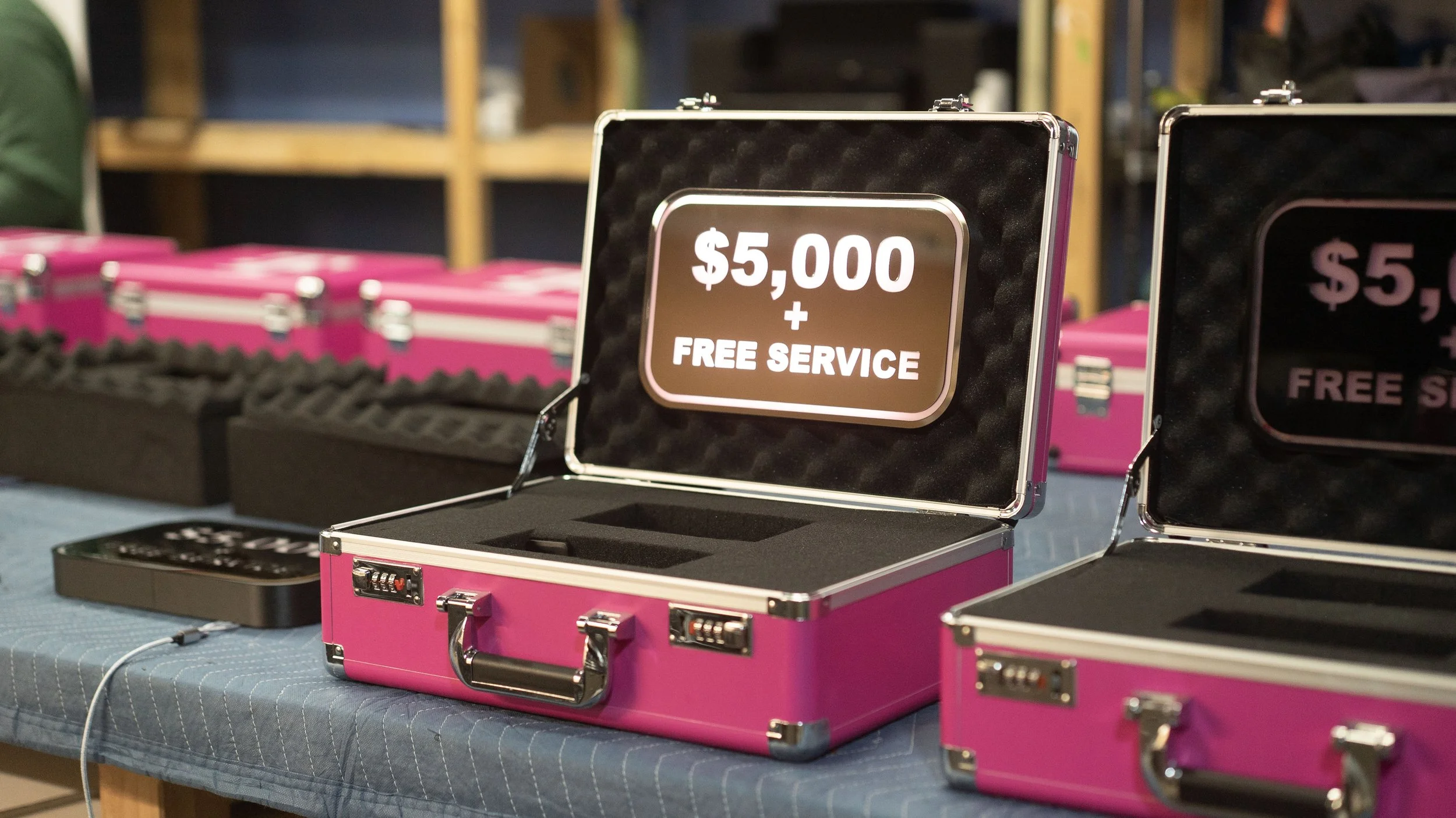 TmobileBox_0002_Layer 0.jpg