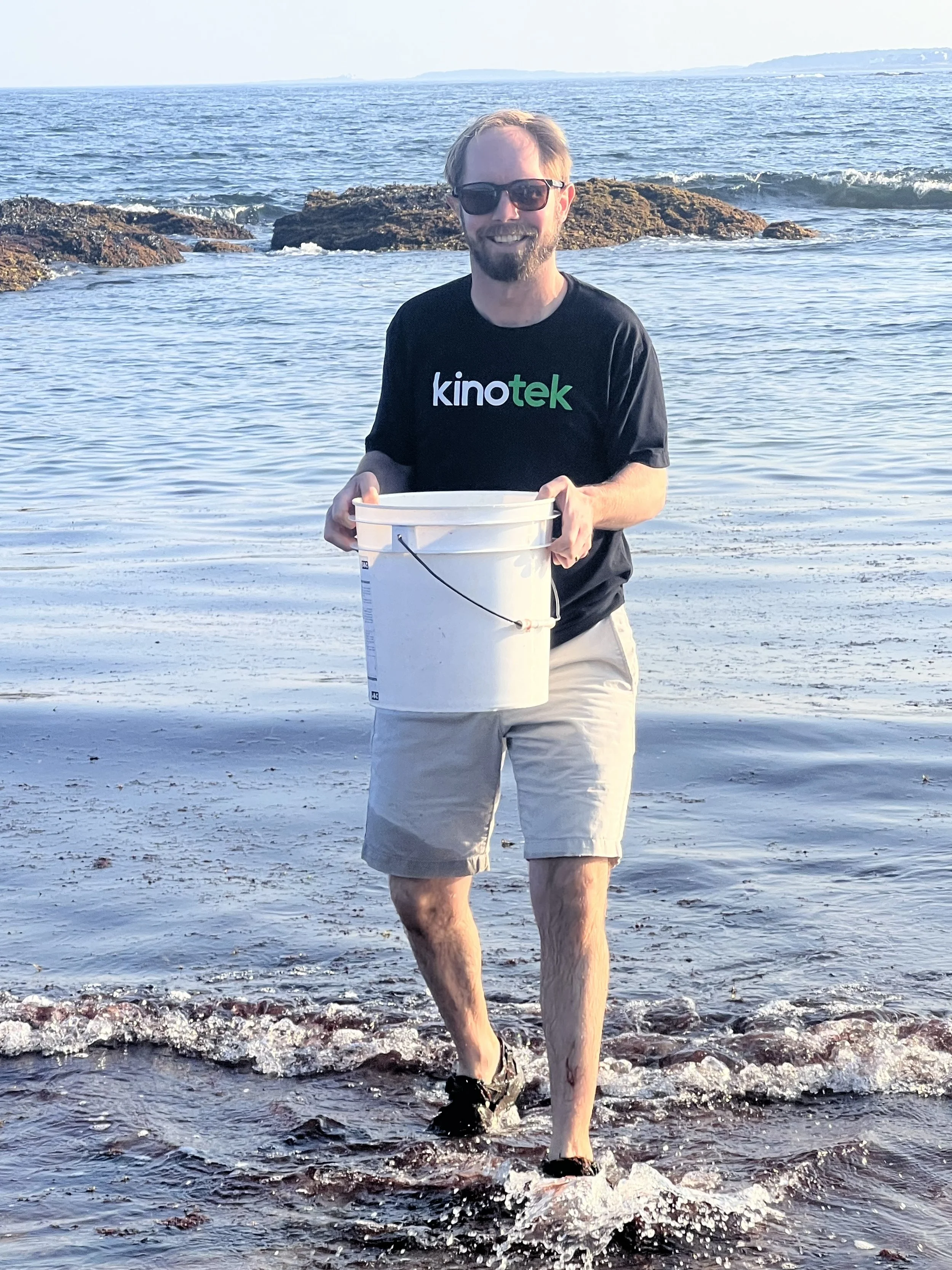 Collecting Ocean Water for beach Cookout.jpeg
