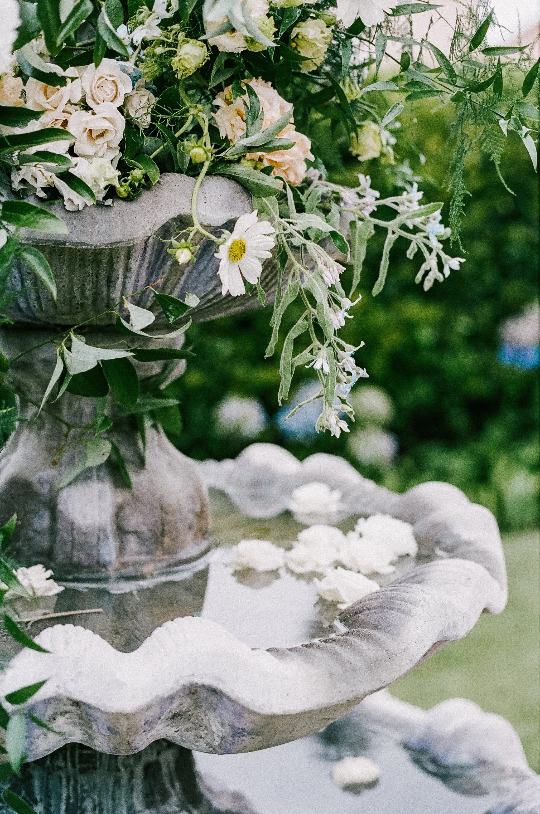EMK Studio, Wedding Ceremony Flowers, Garden Wedding Flowers, Wedding Florist, Fountain Flowers