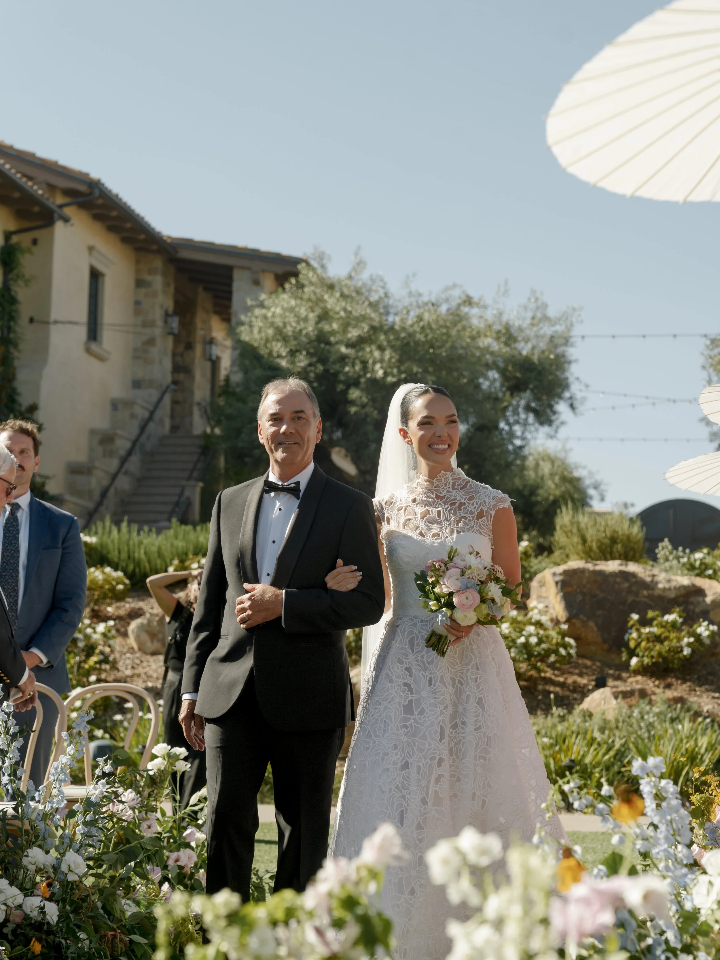 Saje Photography, Ceremony Flowers, Wedding Flowers, California Wedding, European Floral Design Florist