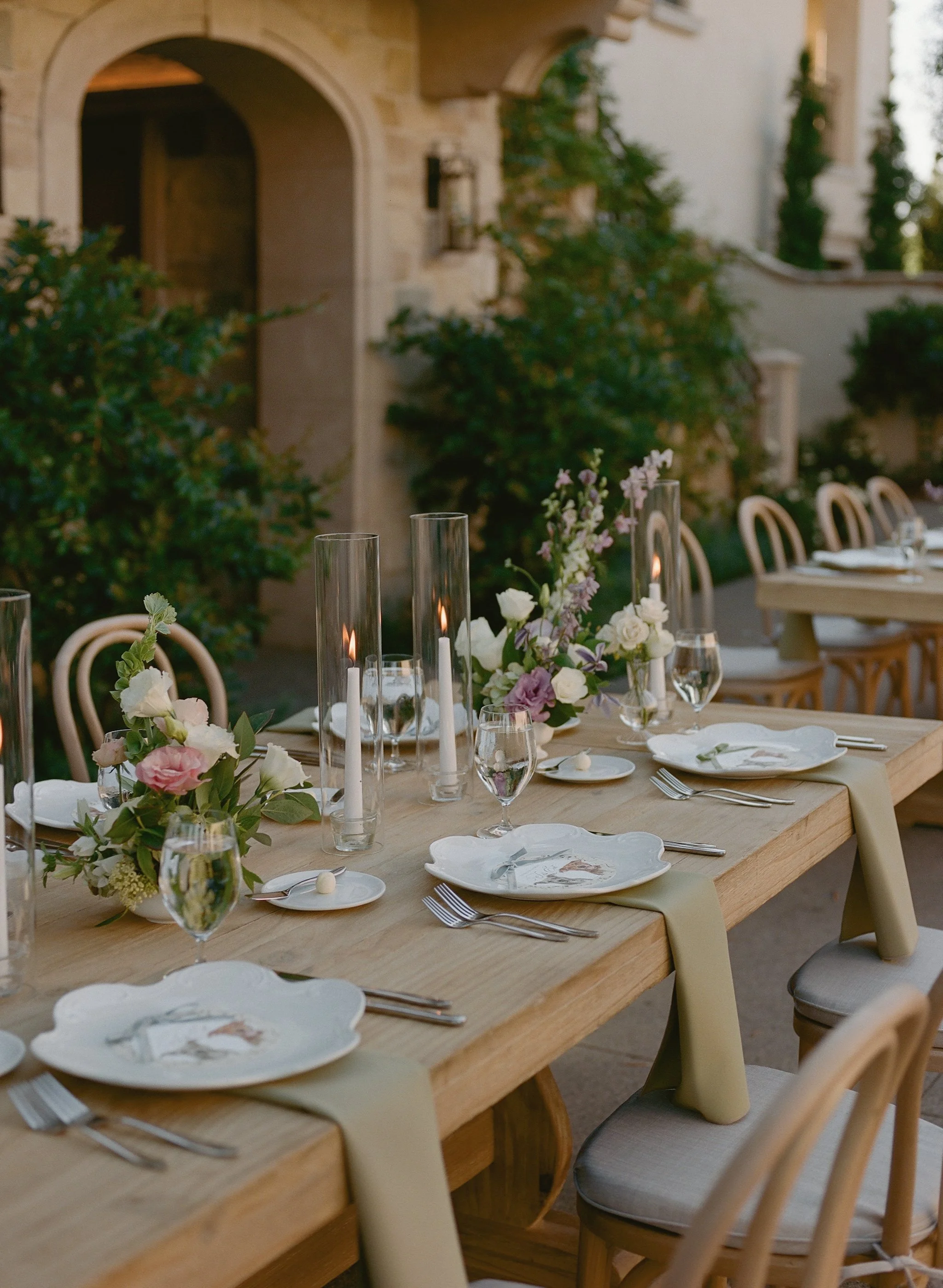 Saje Photography, Reception Flowers, Wedding Flowers, Table Centerpieces, California Wedding, European Floral Design Florist