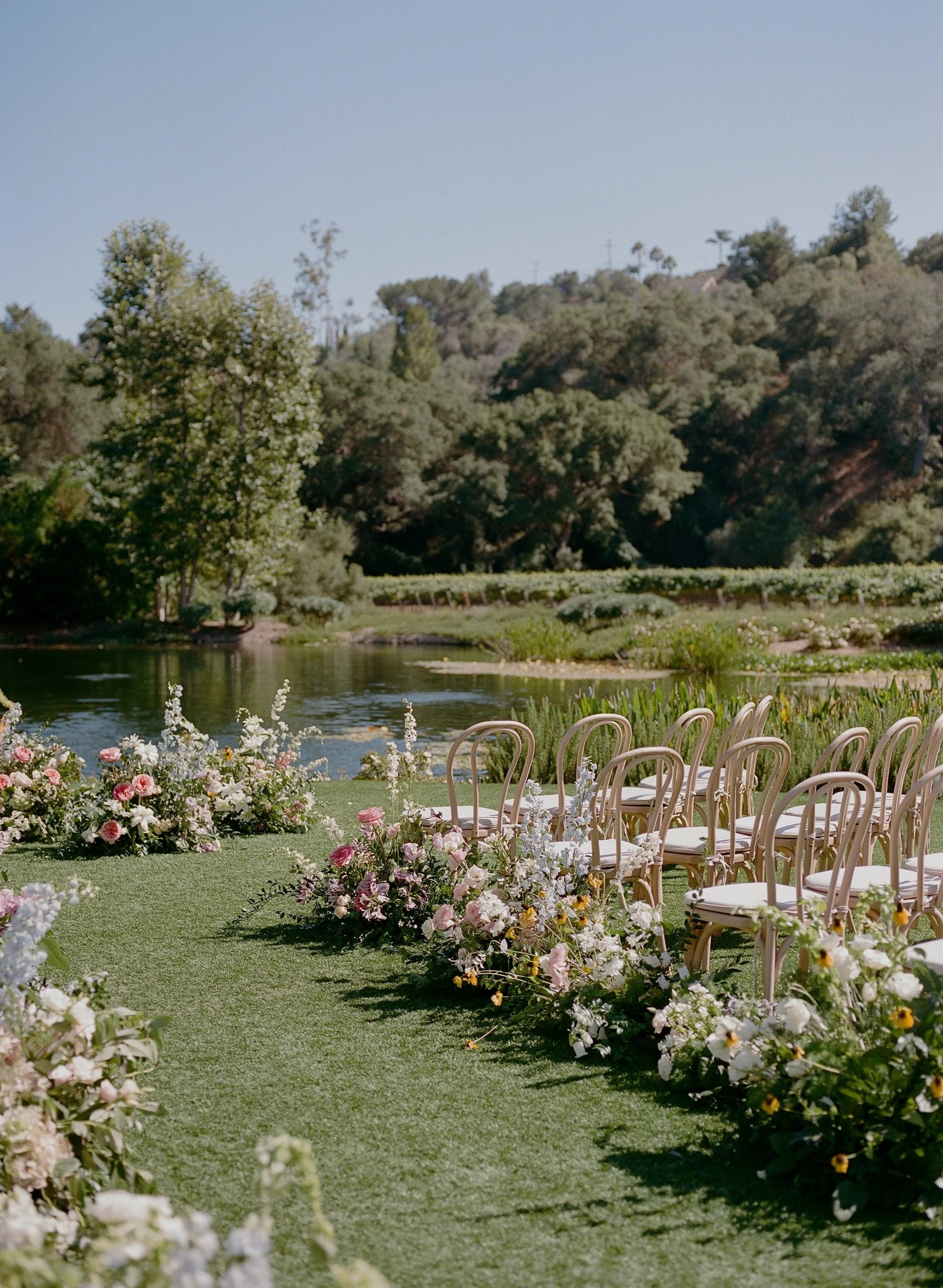 Saje Photography, Ceremony Flowers, Wedding Flowers, California Wedding, European Floral Design Florist