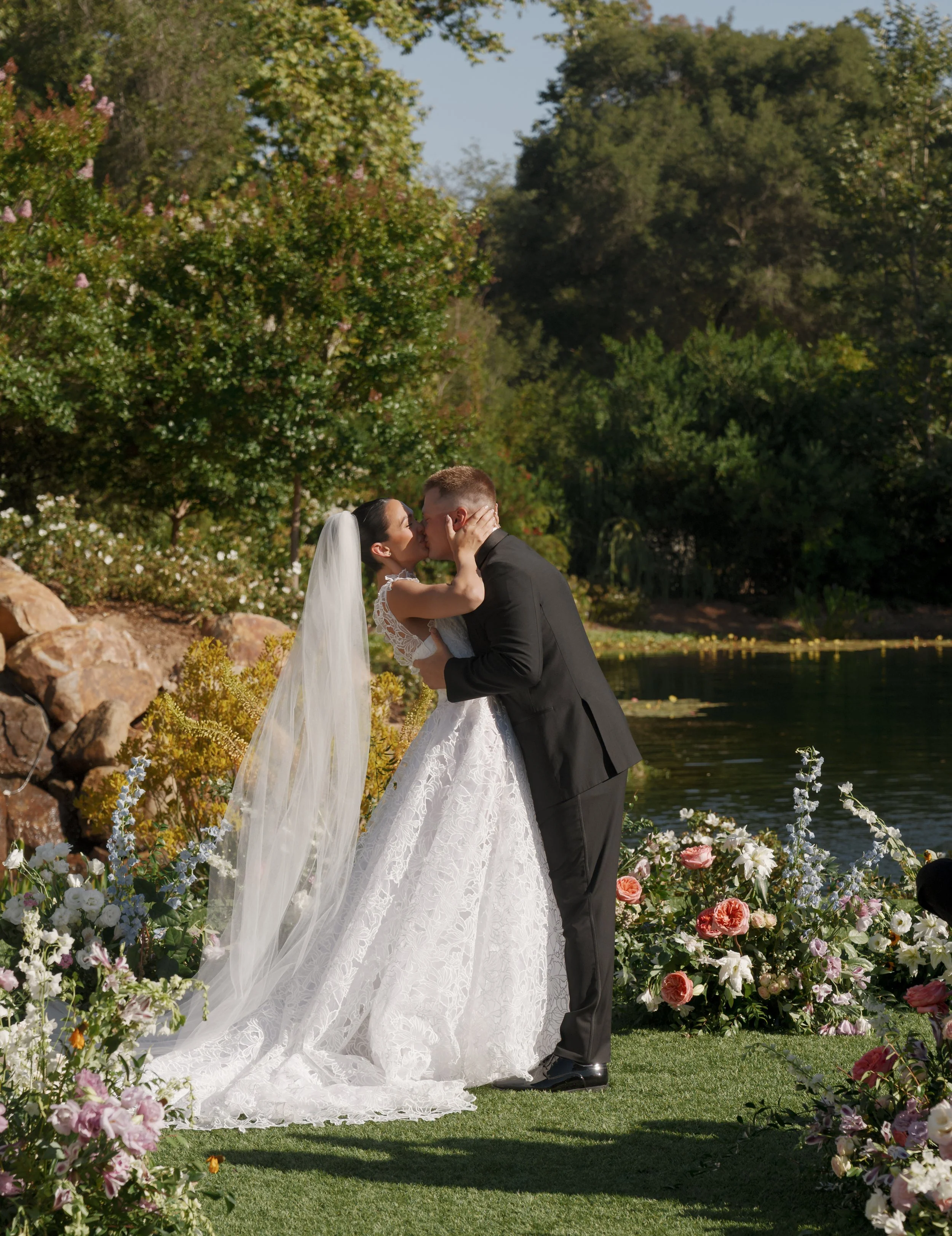 Saje Photography, Ceremony Flowers, Wedding Flowers, California Wedding, European Floral Design Florist