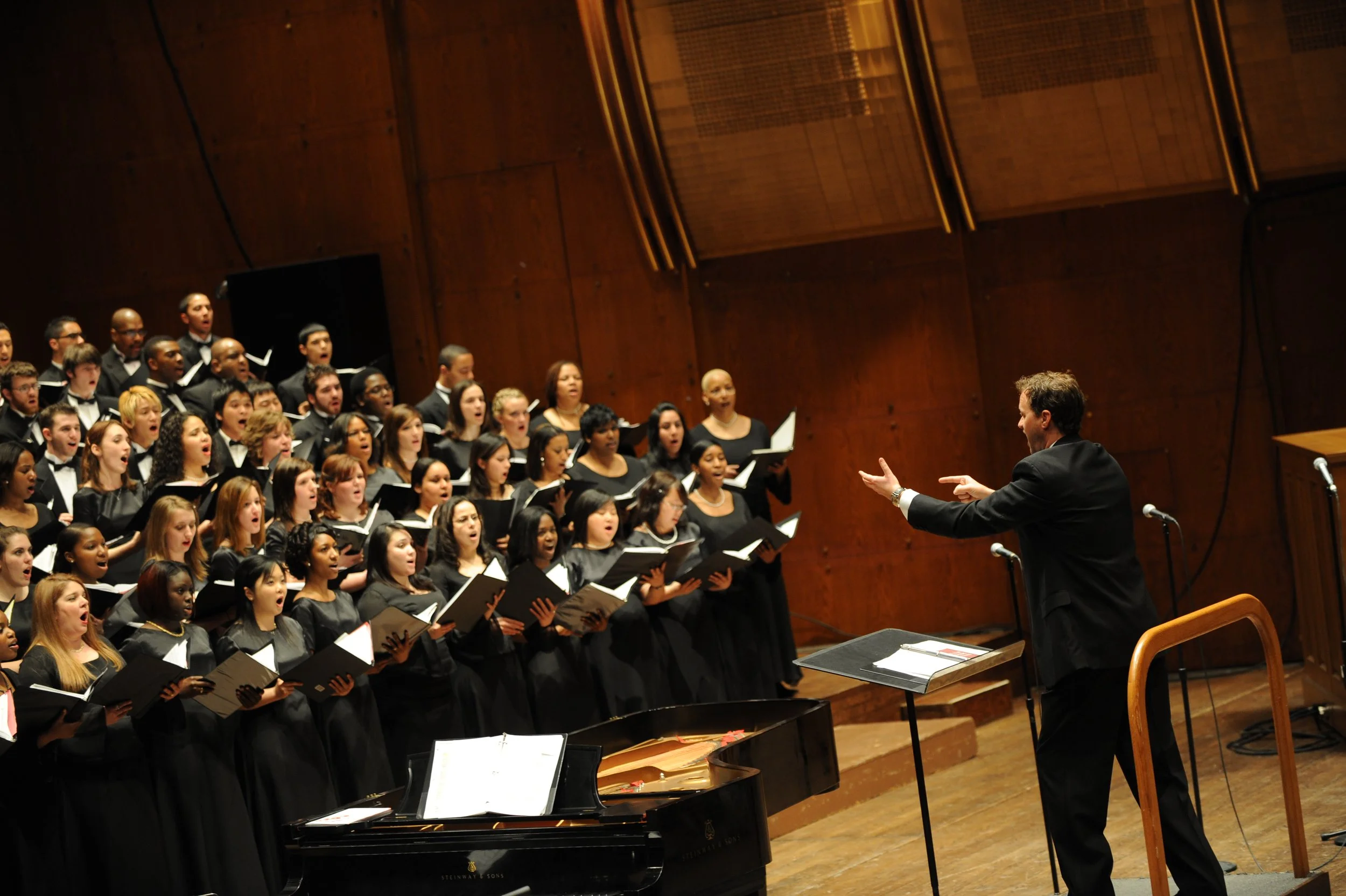 Prof. Joel Jameson directs the Chorale.JPG