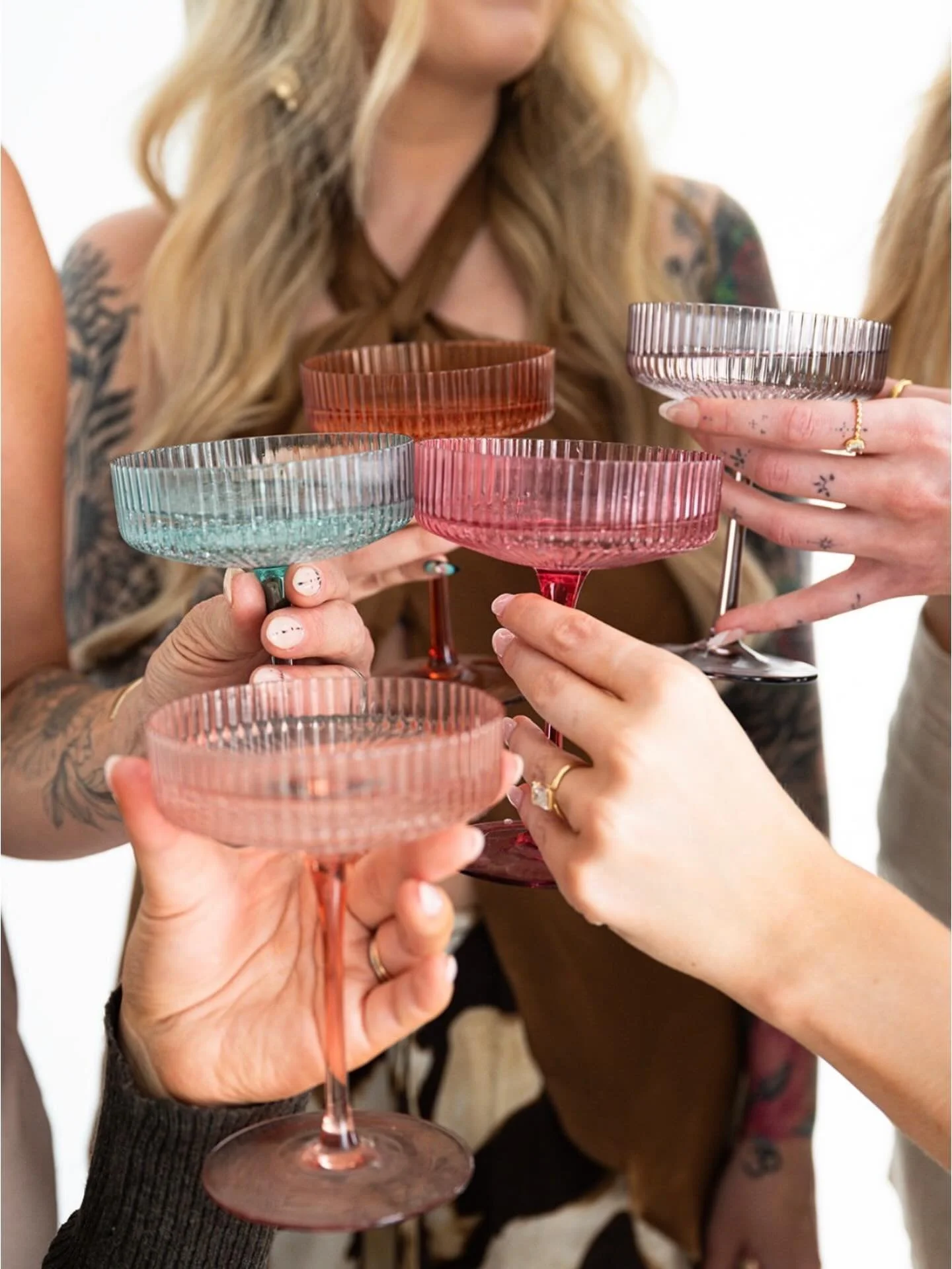 🥂 Cheers to the weekend and&hellip;

☀️ Working with a dream team 

💃🏼 Full books

🫶🏼 Amazing clients 

🐾 Sammie the salon pup

✨ Creating beautiful custom hair
 
#coloradosalon #bouldersalon #womenowned #eriecolorado #denversalon