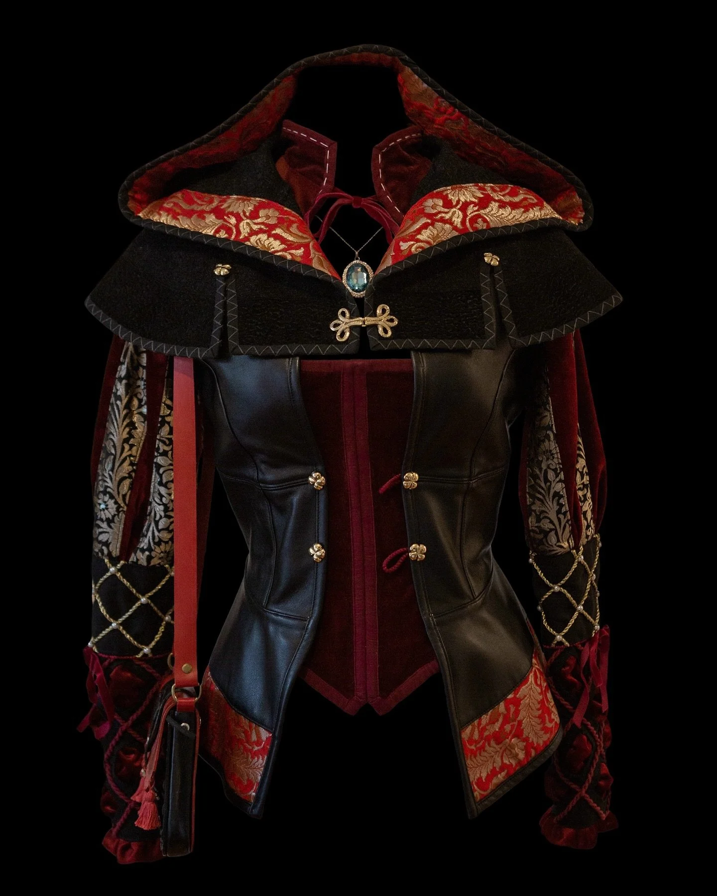 Anna Henrietta, The Witcher 3: Blood and Wine &mdash; Cosplay

This design may only appear briefly in &ldquo;The Witcher 3: Blood and Wine&rdquo;, but I immediately fell in love with its unique silhouette; the construction being a challenge, as it es