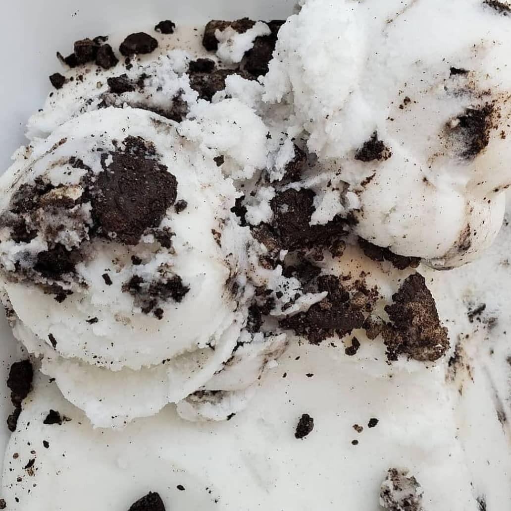 Cookies &amp; Cream
Open til 10pm