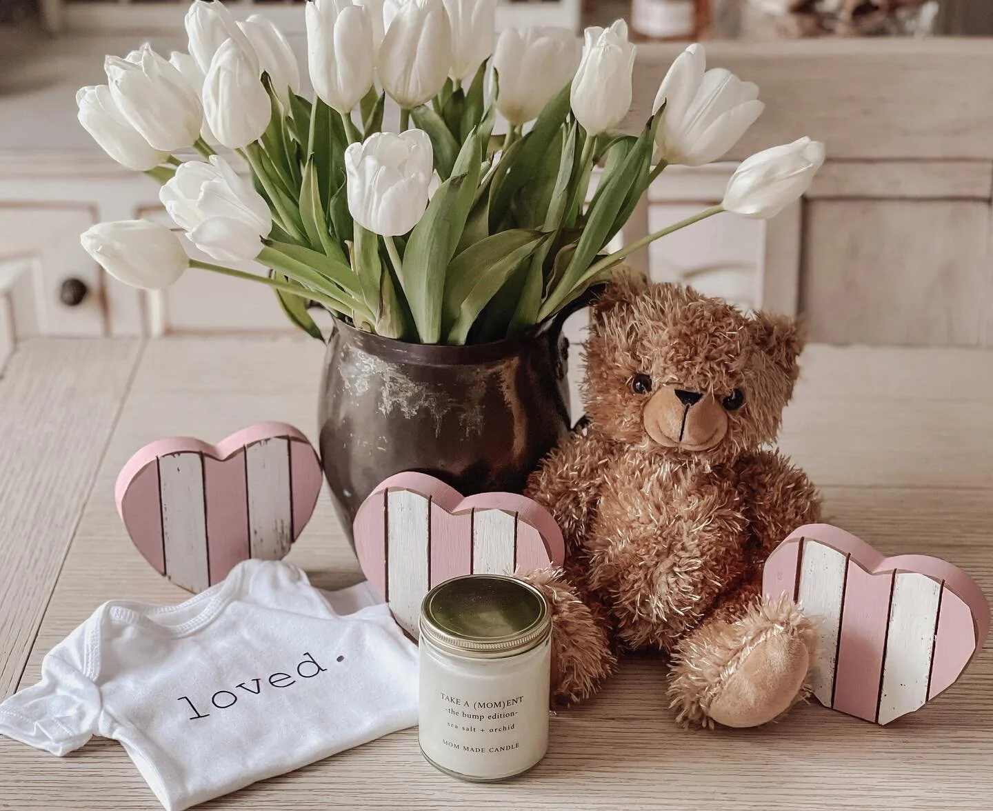 All about the hearts giveaway🤍
.
.
Small heartbeat bear, &ldquo;loved&rdquo; onesie, and bump edition candle by @mommadecandle 
.
.
To enter come in for an appointment, follow us and post about your visit!! Winners will be announced March 1st🤍