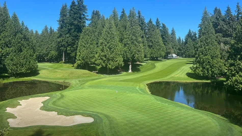 Sahalee Country Club fairway framed by old-growth Douglas firs, Ted Robinson design, Sammamish Washington
