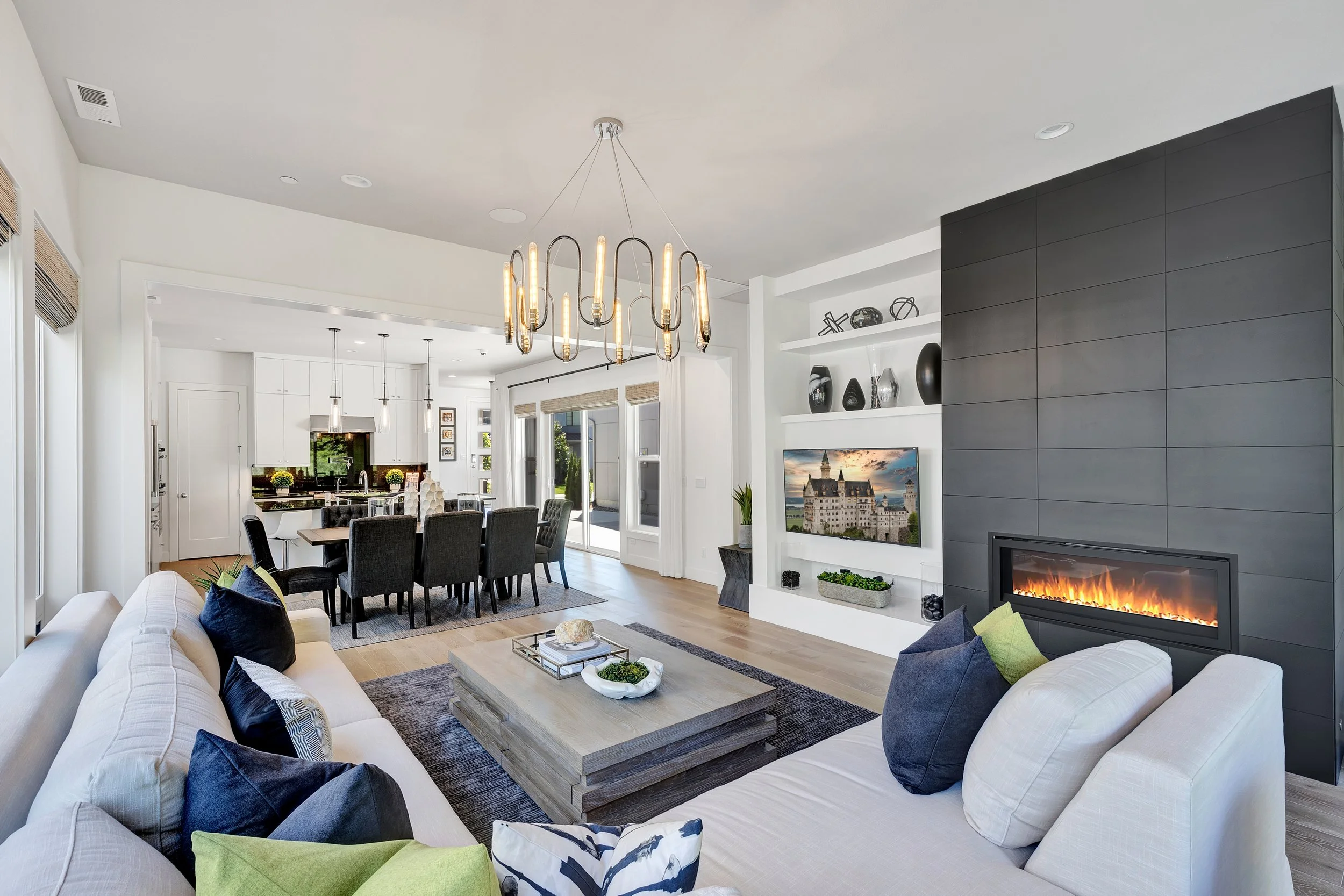 Redmond Issaquah  Sammamish East of Lake Sammamish luxury homes spring 2026 NWMLS real estate market living room