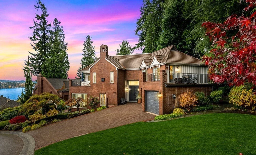 10945 84th Place NE Kirkland waterfront sold by Freddy Delgadillo direct referral