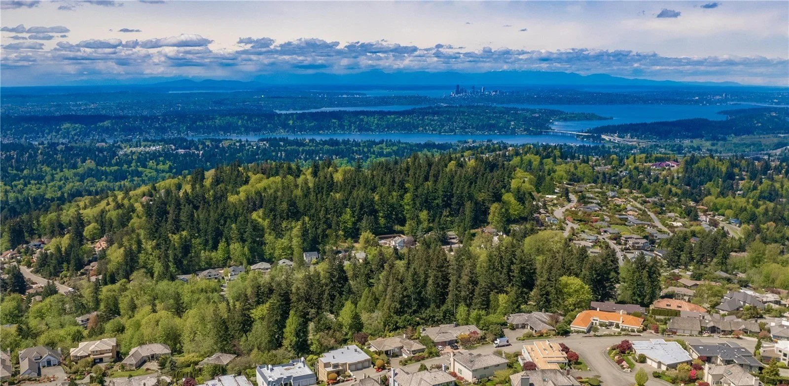The Summit Bellevue panoramic view Lake Washington Olympic Mountains and Downtown Bellevue skyline.jpg
