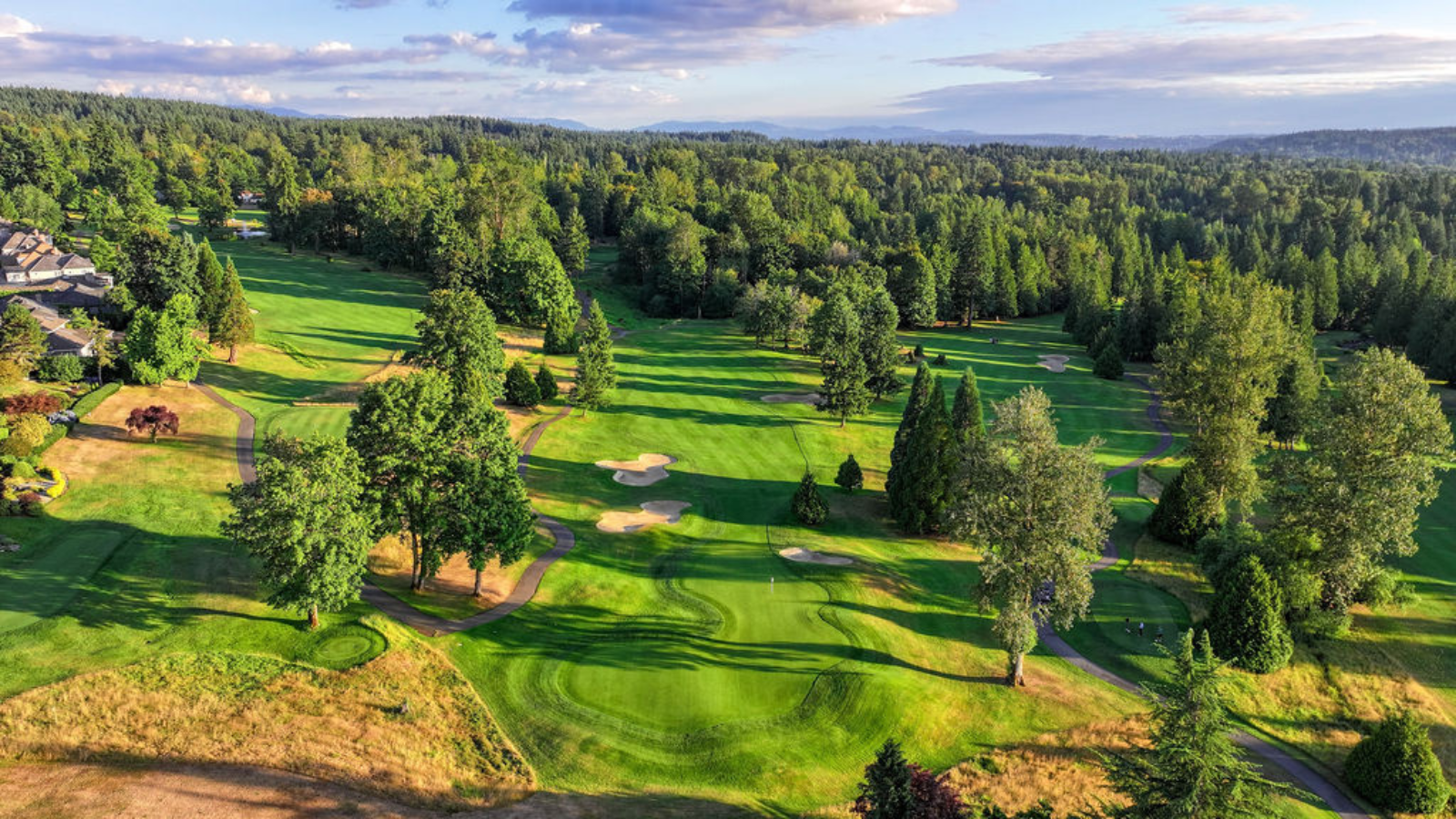Bear Creek Country Club championship golf course fairway tree corridor Woodinville WA