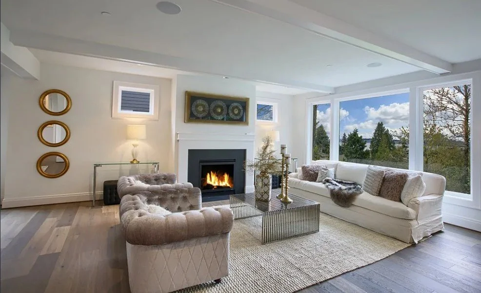 casady-homes-kirkland-luxurious-living-room-finishes-views-of-lake-washington-freddy-delgadillo-realogics-sothebys-international-realty.jpg