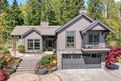 Olympia Washington luxury estate home exterior Sotheby's International Realty Freddy Delgadillo sold property Bainbridge Island luxury real estate marketing