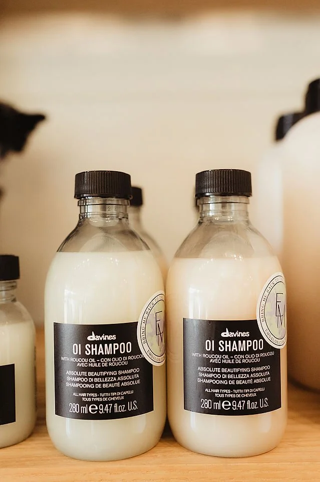 Oi Shampoo — EM Studio