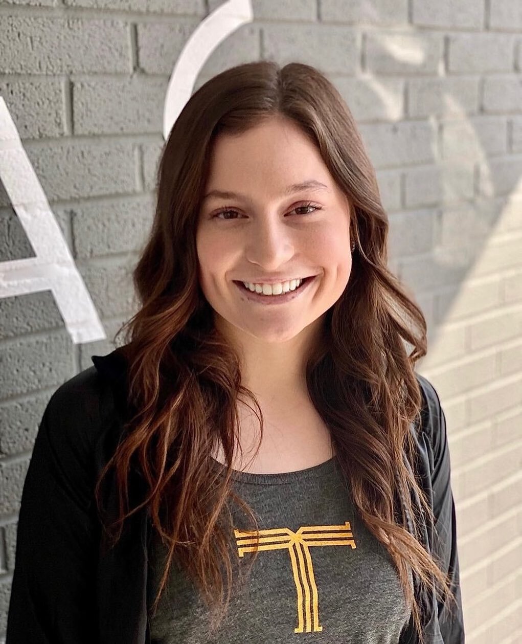 Who's that girl&hellip;la, la, la, la, la, la, la, la, la, la, la&hellip;

MEET @briana.mullenix, our new Assistant Office Coordinator. We are thrilled that she&rsquo;s part of the Trifecta family. She can&rsquo;t wait to meet all of you! 💛💛💛