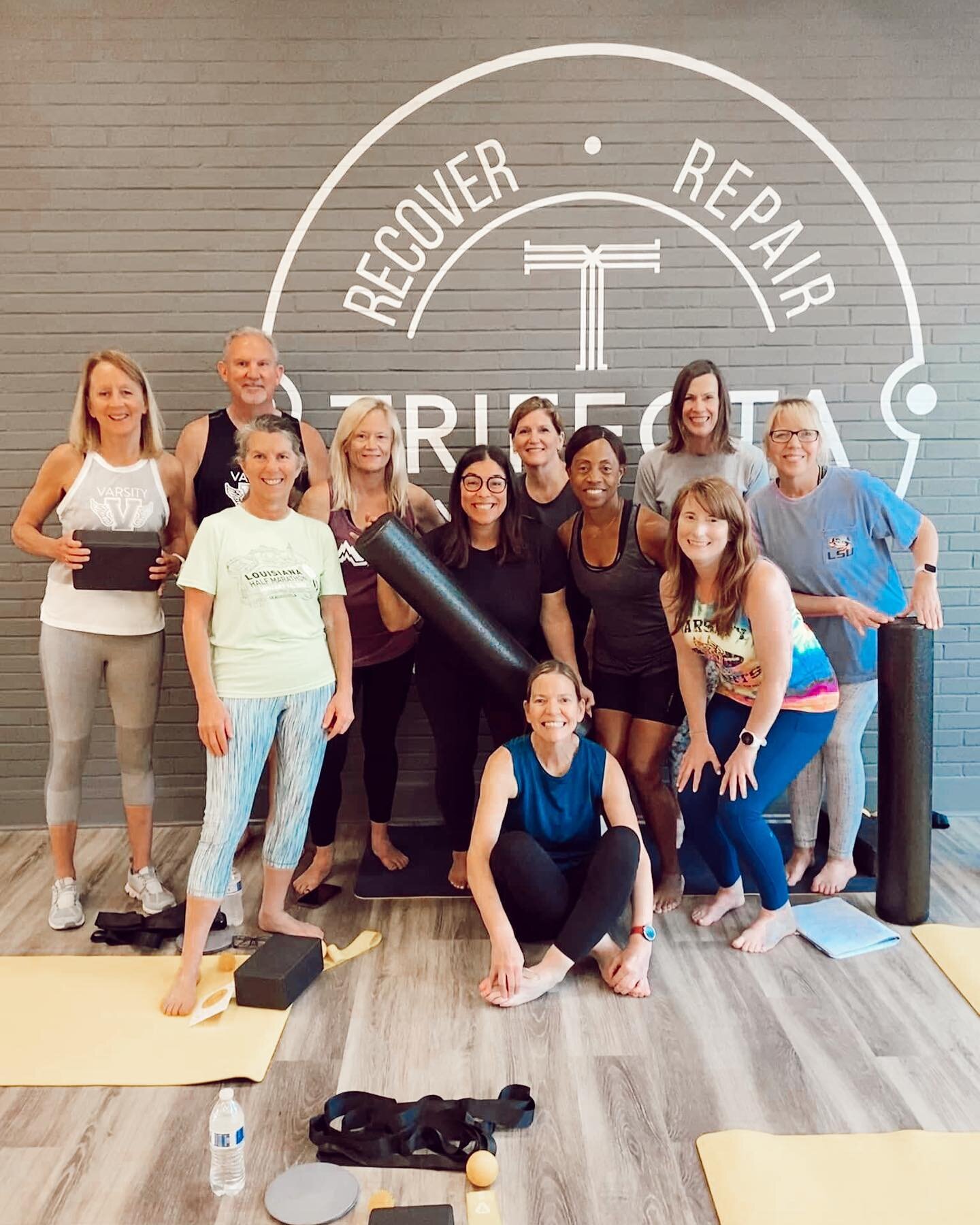 We had such a great time teaching a Roll + Recover class to a crew from the @varsitysportsla 2022 V-Challenge!

The V-Challenge is 6 weeks of fitness and personal challenges. It encourages its participants to #TriLocal fitness studios around town, as