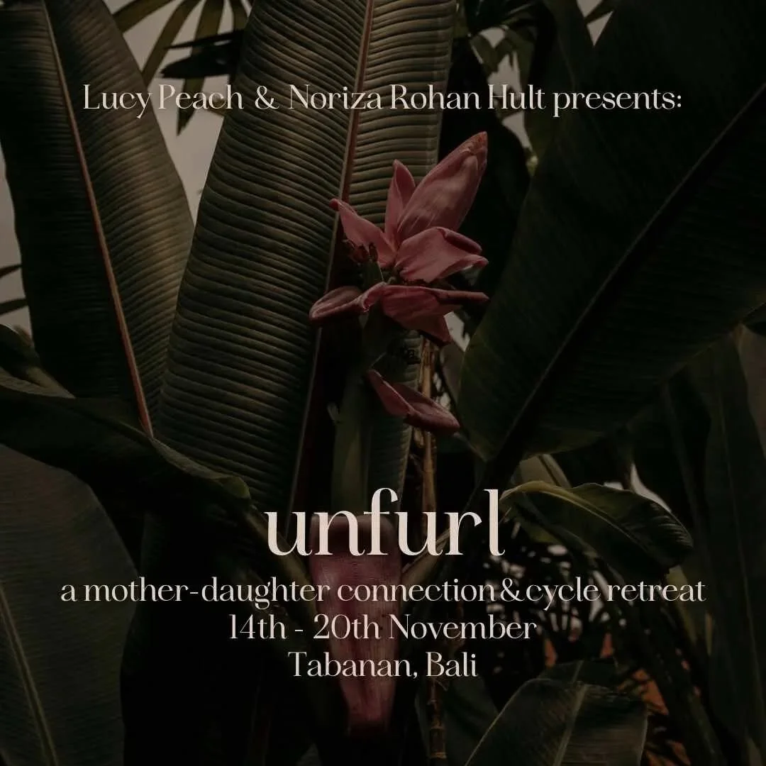 When we truly understand our cycle and our hormones, it opens the door to a whole new kind of connection between mother and daughter. ⁣⁣
⁣⁣
It becomes this shared wisdom and experience that when celebrated, turns into a special bond that slowly filte