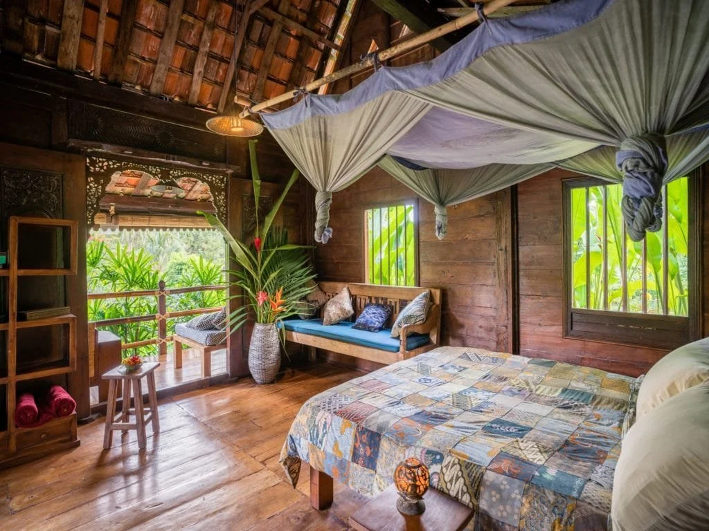 Pondok-Java-Bungalow-Bali-eco-lodge-bedroom1-Bali-Eco-Stay-1024x768.jpg