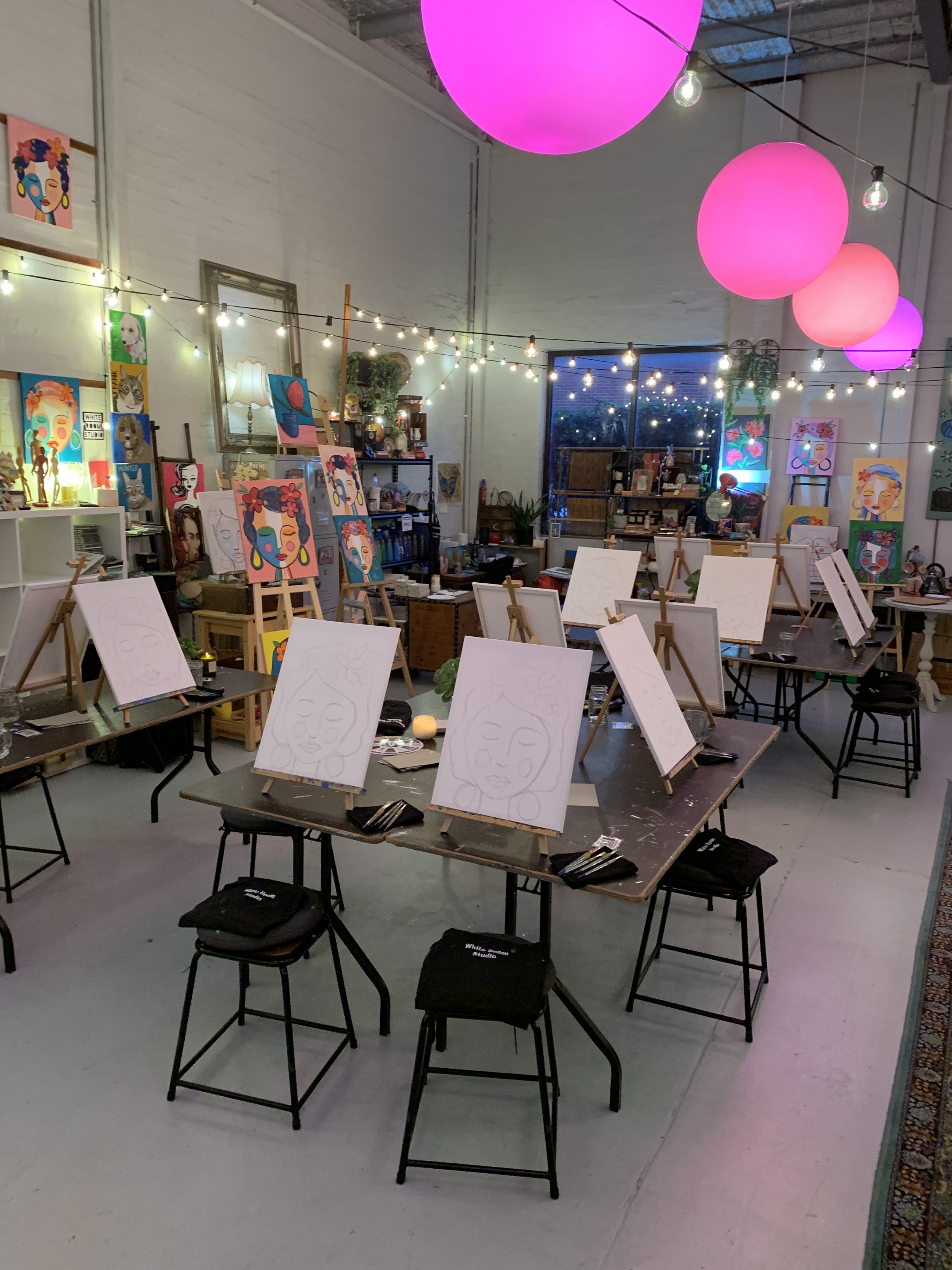 white room studio, paint and sip, pinot and picasso, bentleigh, beaumaris, bayside, artbar. moorabbin, hampton, brighton, taylor swift, girls night out, paint, art sessions, (Copy) (Copy)