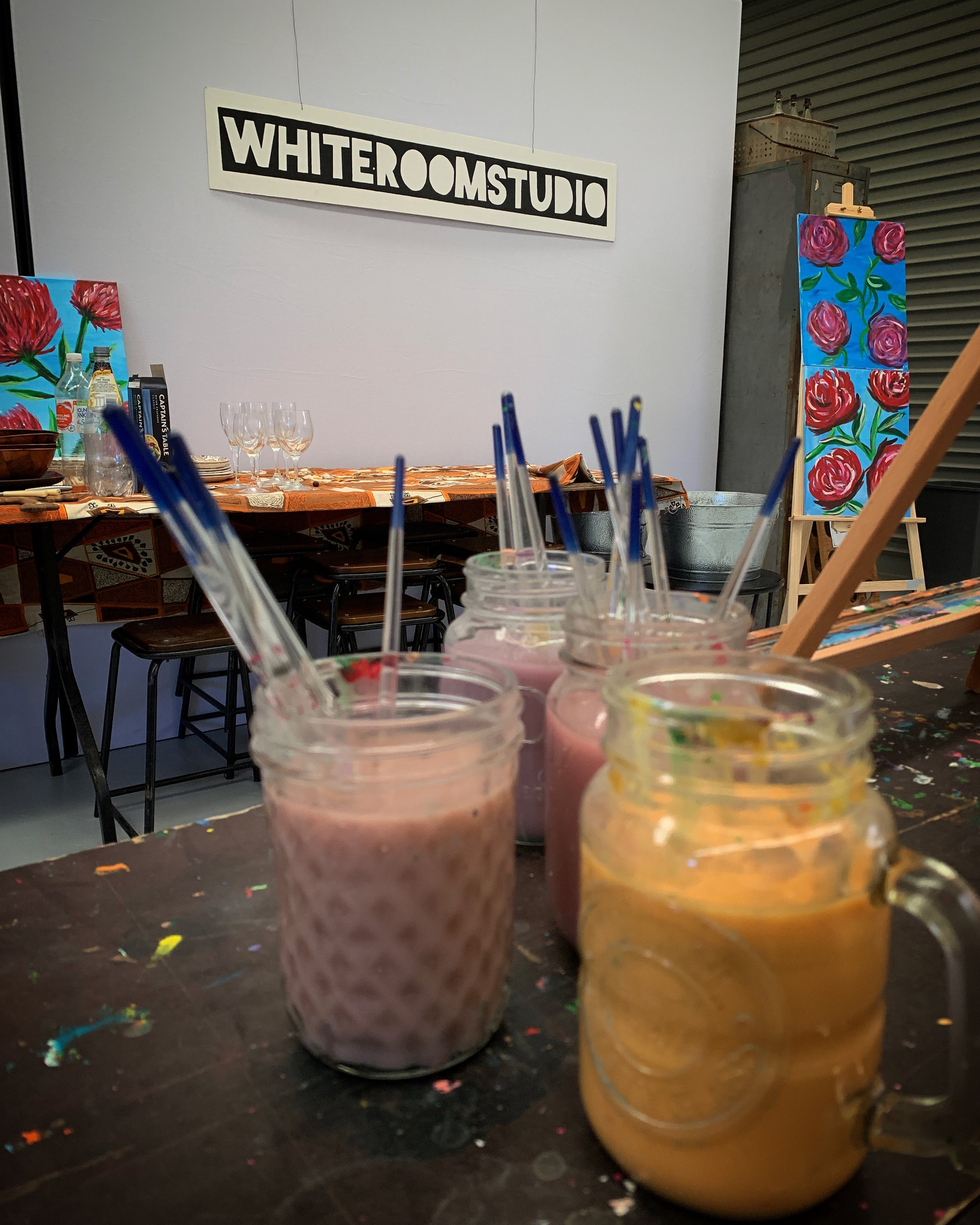 white room studio, paint and sip, pinot and picasso, bentleigh, beaumaris, bayside, artbar. moorabbin, hampton, brighton, taylor swift, girls night out, paint, art sessions, (Copy) (Copy)