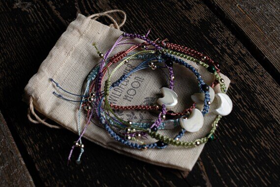 https://i.etsystatic.com/9083093/r/il/1ff0a0/3250380534/il_570xN.3250380534_bsn3.jpg