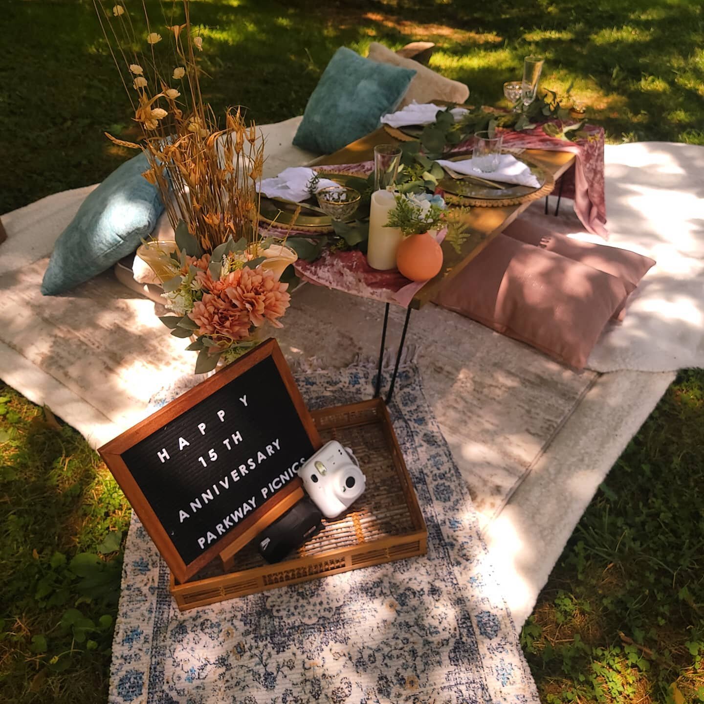 15th Anniversary Picnic 🥰

Despite the weather playing with my emotions this picnic is ready to go! 
They decided to incorporate their 6 year old son who got his own little setup + adding on a Polaroid Camera. This picnic is unique as they decided t