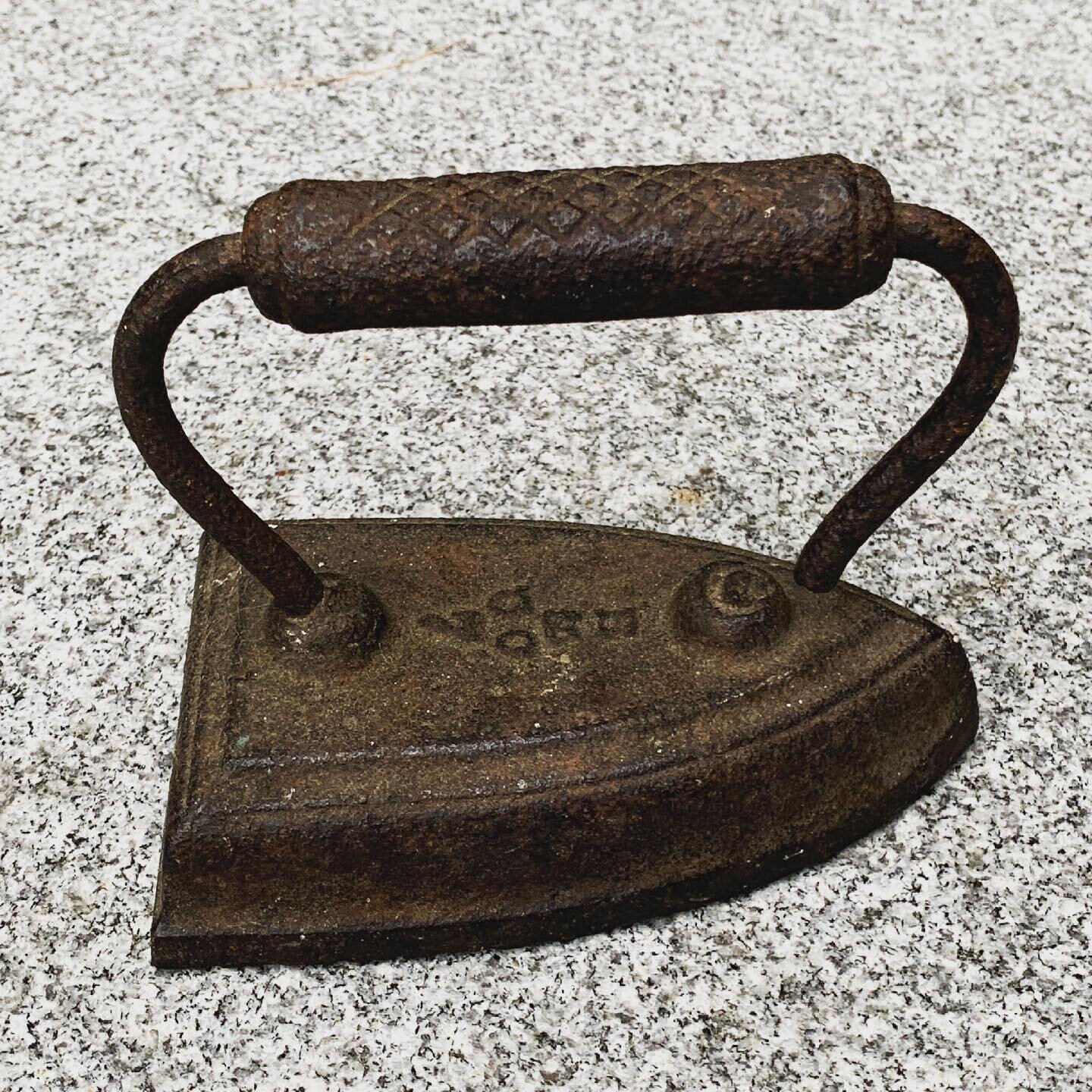 Monday was washing day; Tuesday was ironing day. This cast &ldquo;sad&rdquo; iron (derived from &ldquo;solid&rdquo;) was heated in a fire or on coals to press sheets and clothes&hellip; Who used this iron, and what garment did they use it to press? W