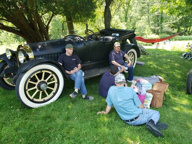 A 1915 Marmon 41 Club Roadster, 100 miles, and an HCCA Meet