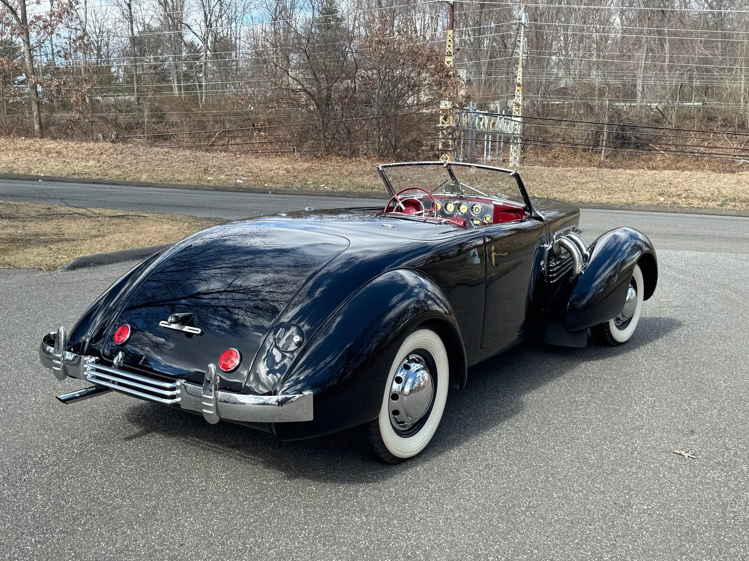 1937 Cord 812 SC Sportsman — Dragone Classic Motorcars