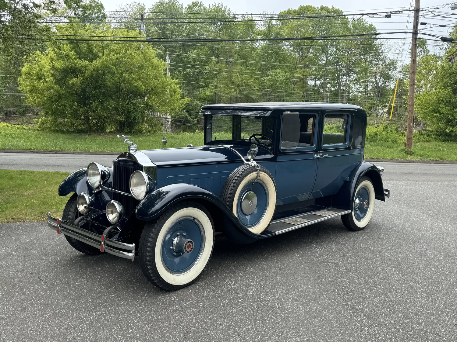 1929 Packard 640 Deluxe Eight Club Sedan — Dragone Classic Motorcars