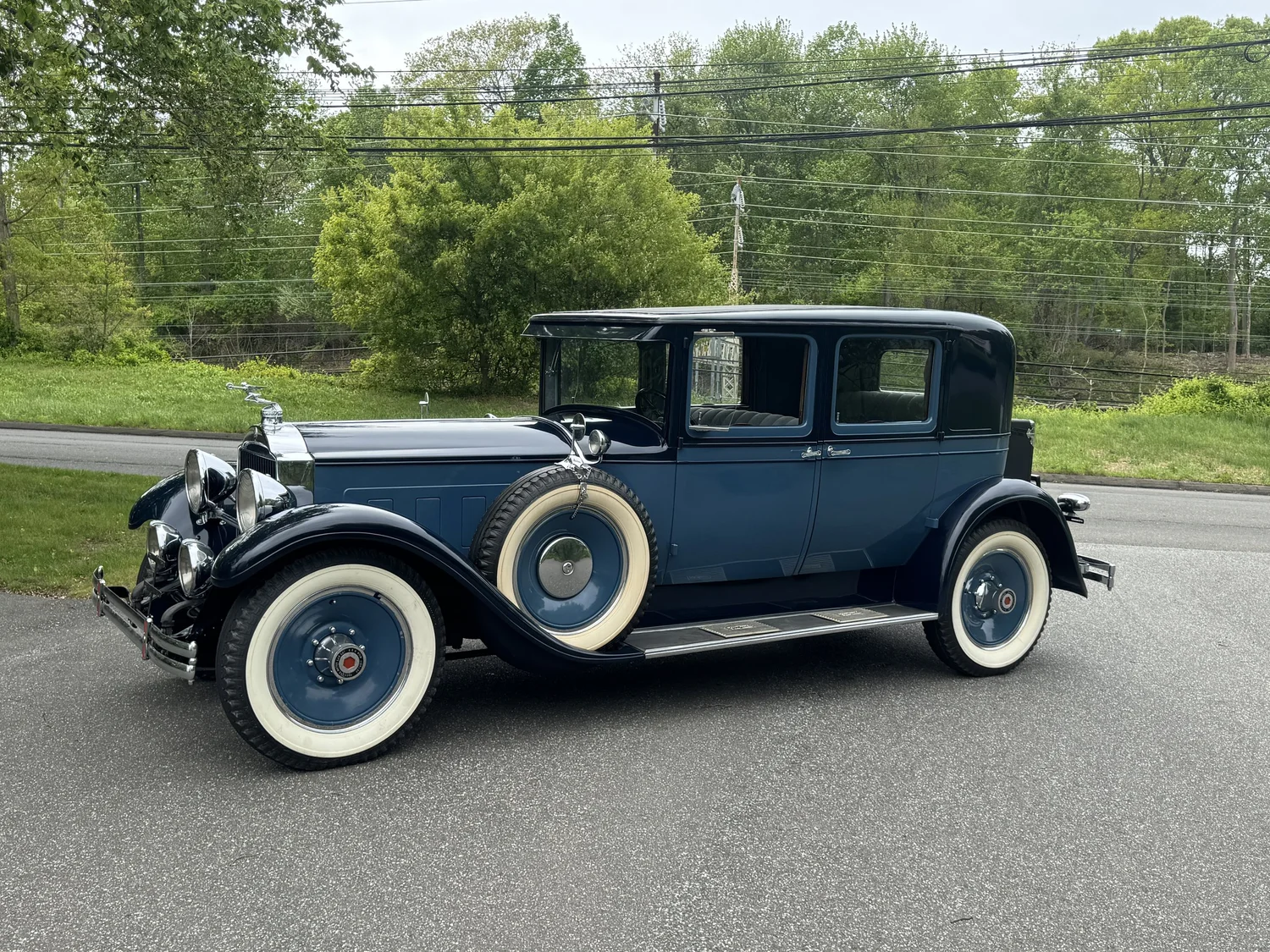 1929 Packard 640 Deluxe Eight Club Sedan — Dragone Classic Motorcars